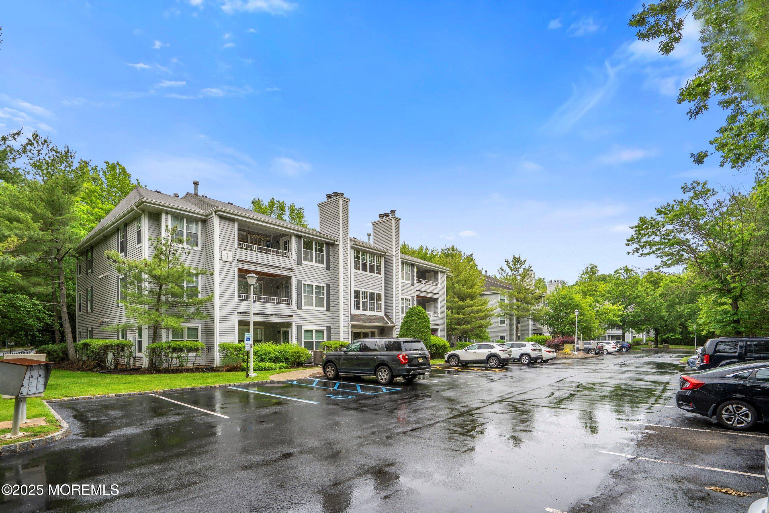 Helmetta, NJ 08828,102 Raintree Court #102