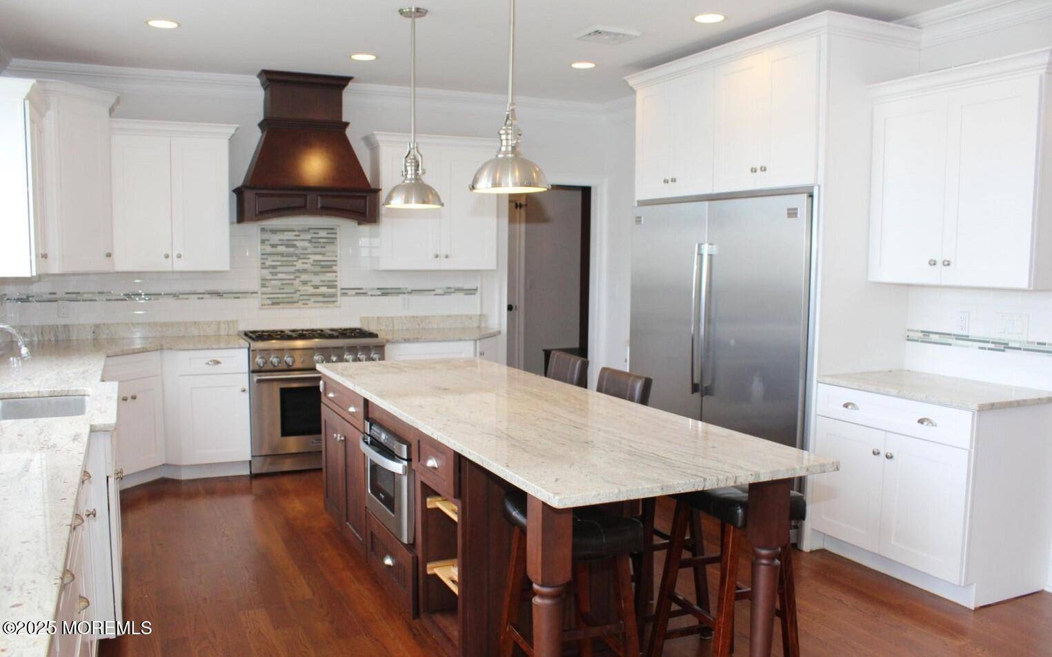 Oceanport, NJ 07757,443 Driveway