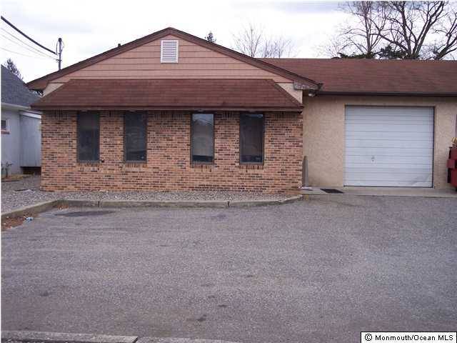 Beachwood, NJ 08722,1109 Beach Avenue