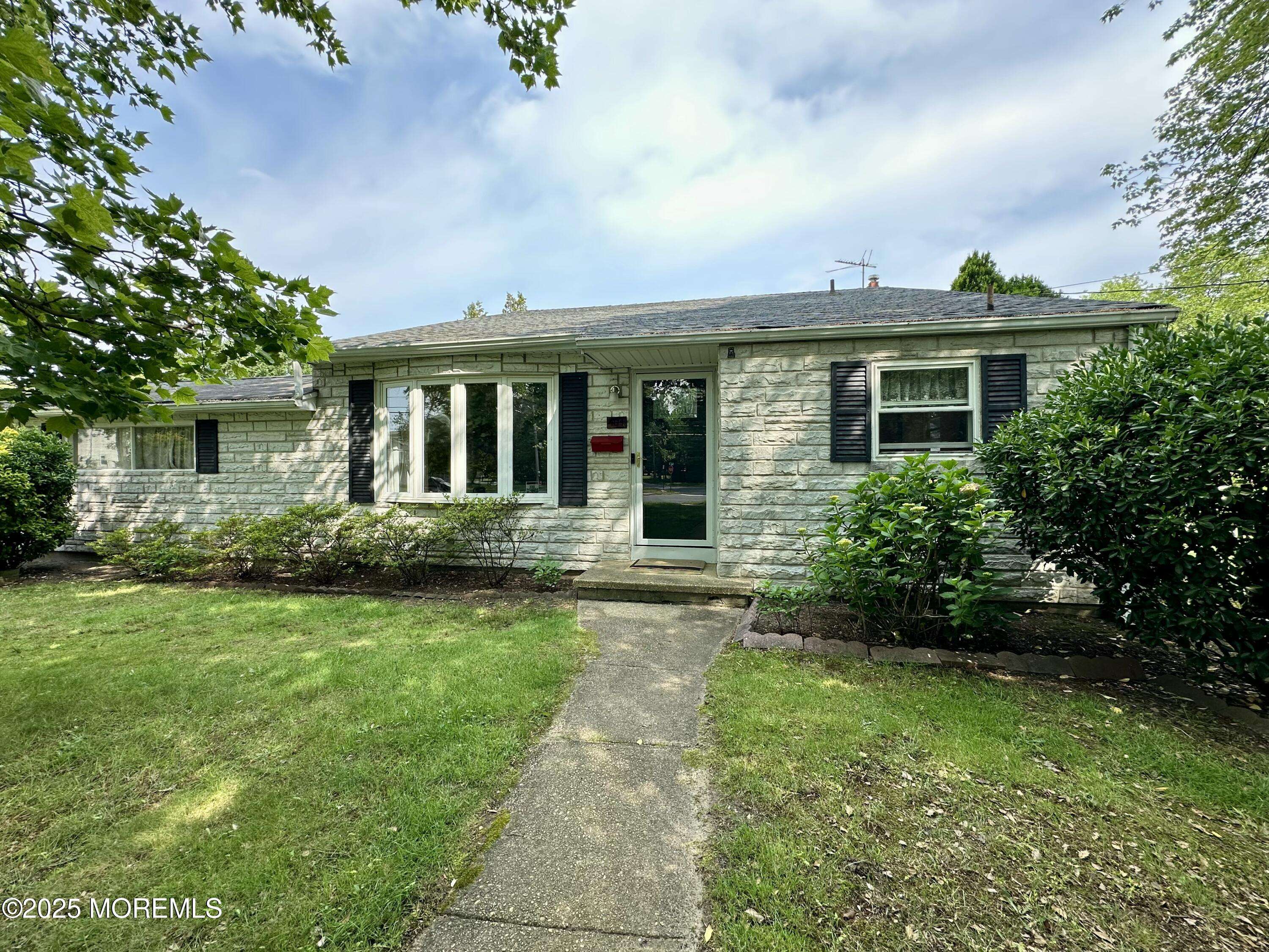 Middletown, NJ 07748,404 Harmony Road