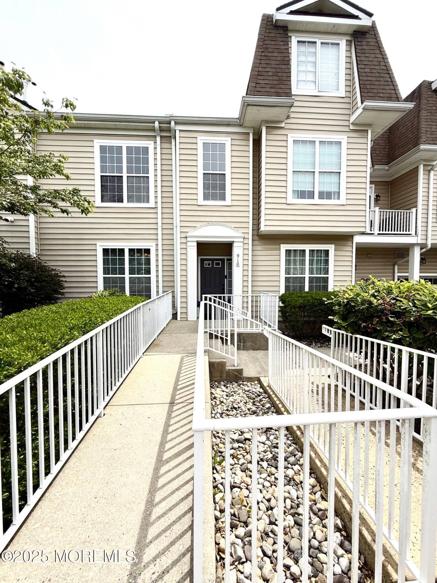 Middletown, NJ 07748,910 Abby Road
