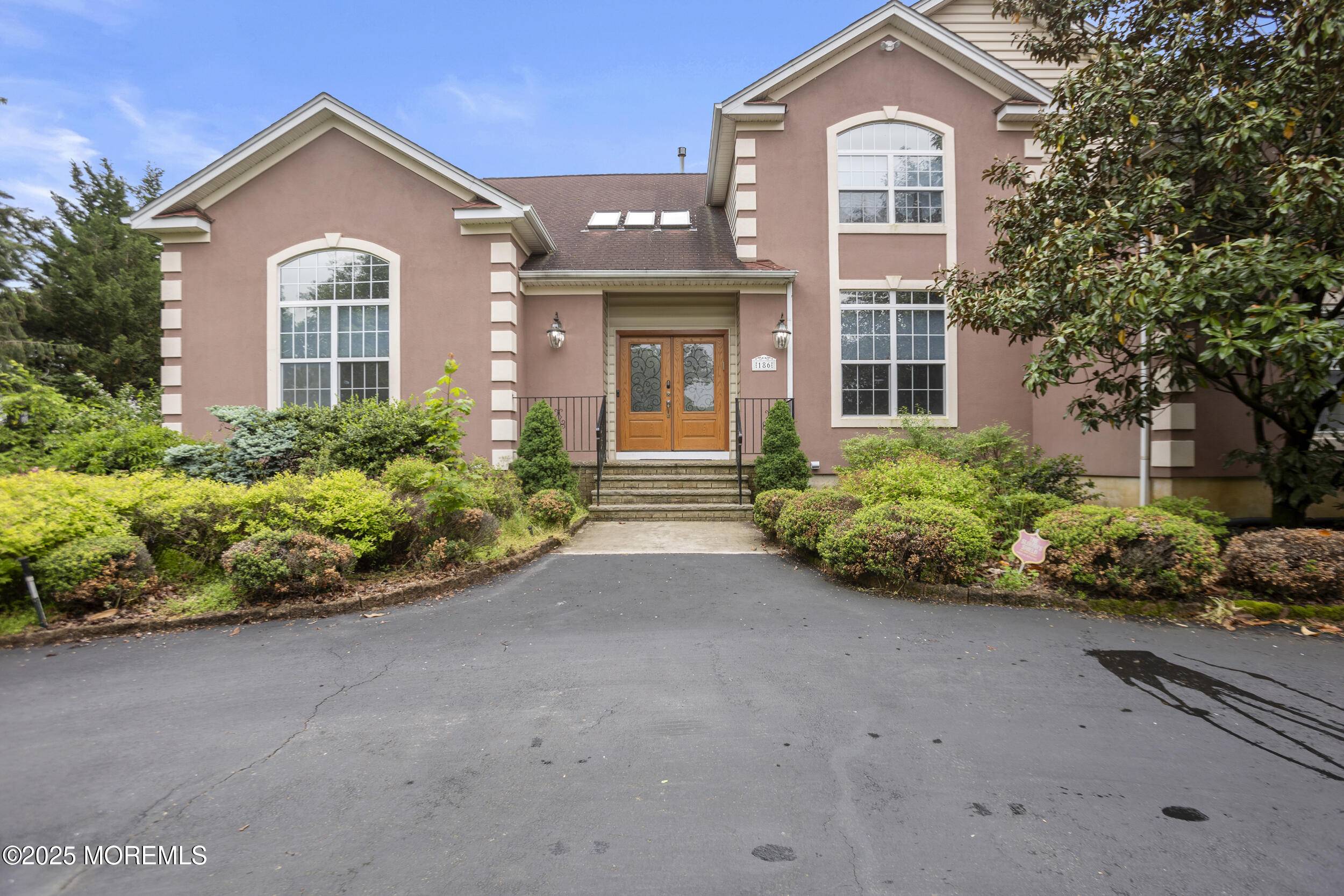 Toms River, NJ 08755,186 Riverwood Drive