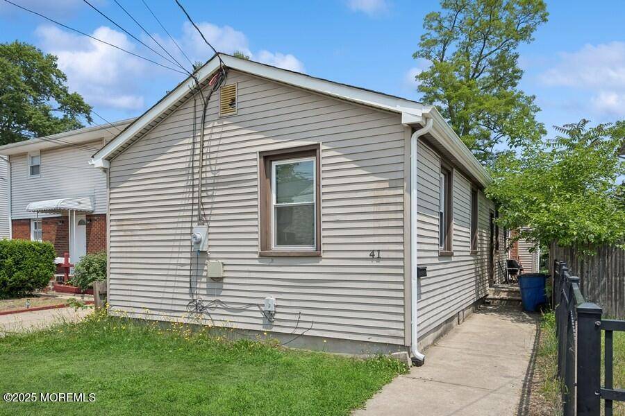 Keansburg, NJ 07734,41 Seeley Avenue