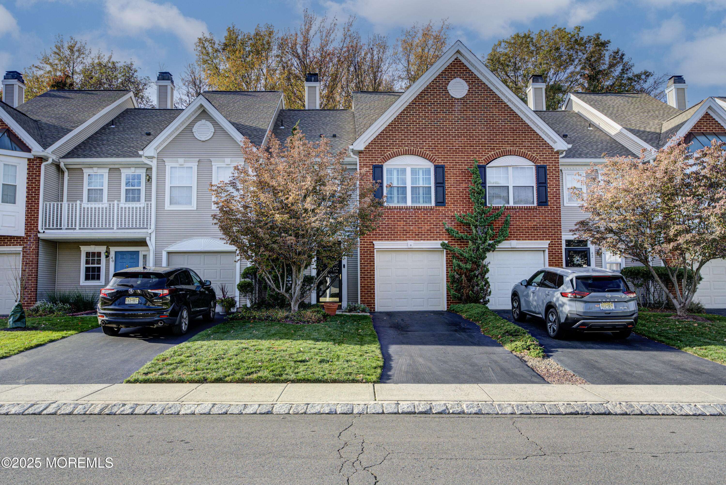 Holmdel, NJ 07733,41 Durant Avenue #141