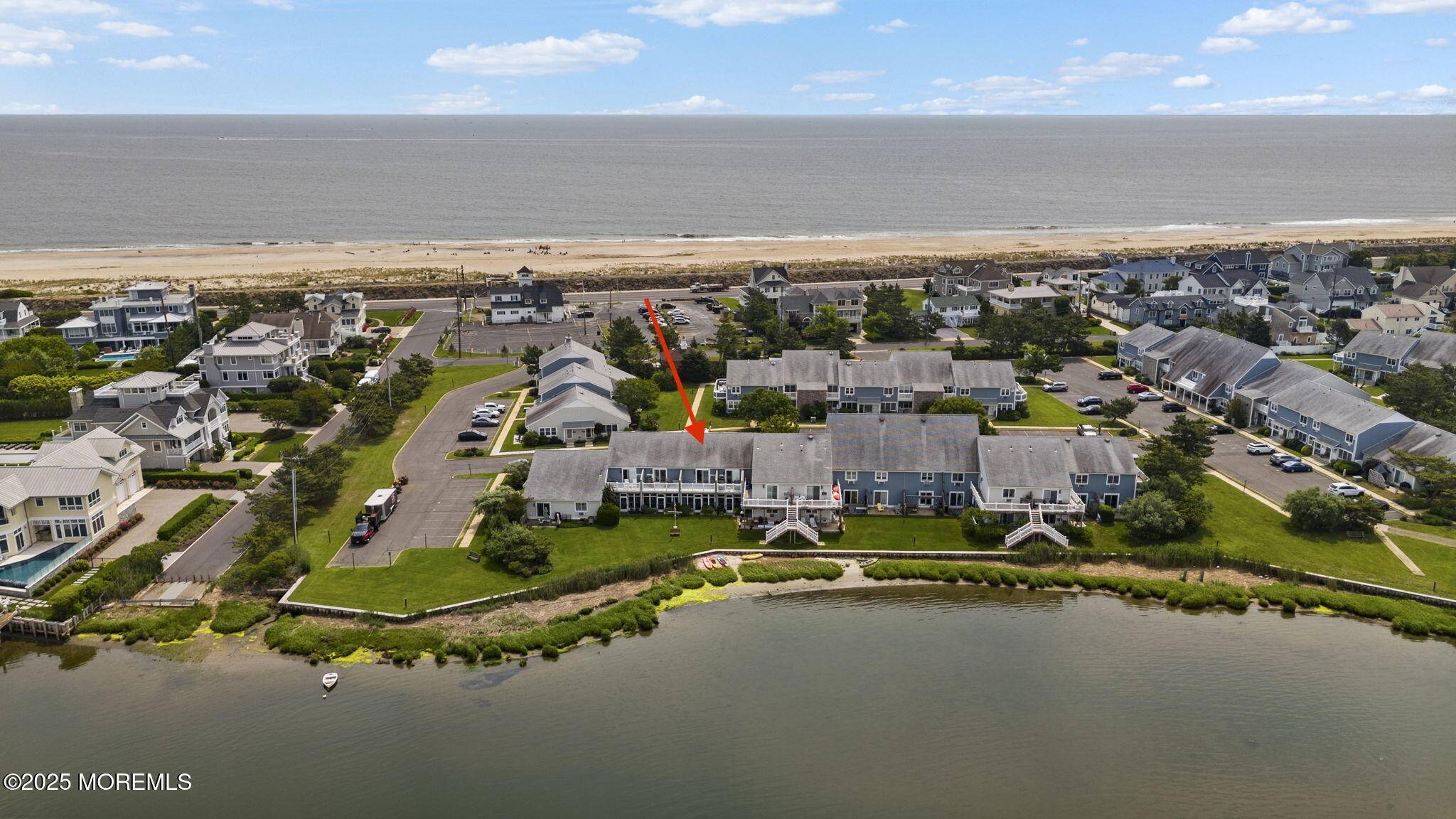 Monmouth Beach, NJ 07750,100 Seaview Avenue #4-12
