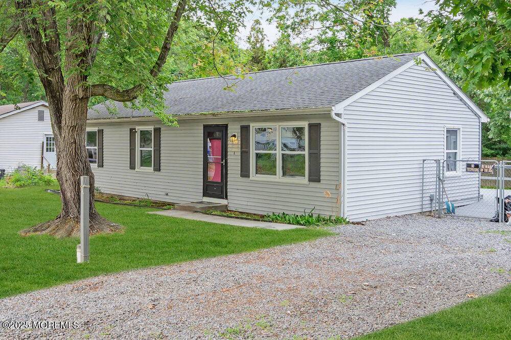 Commercial, NJ 08332,420 Doe Place