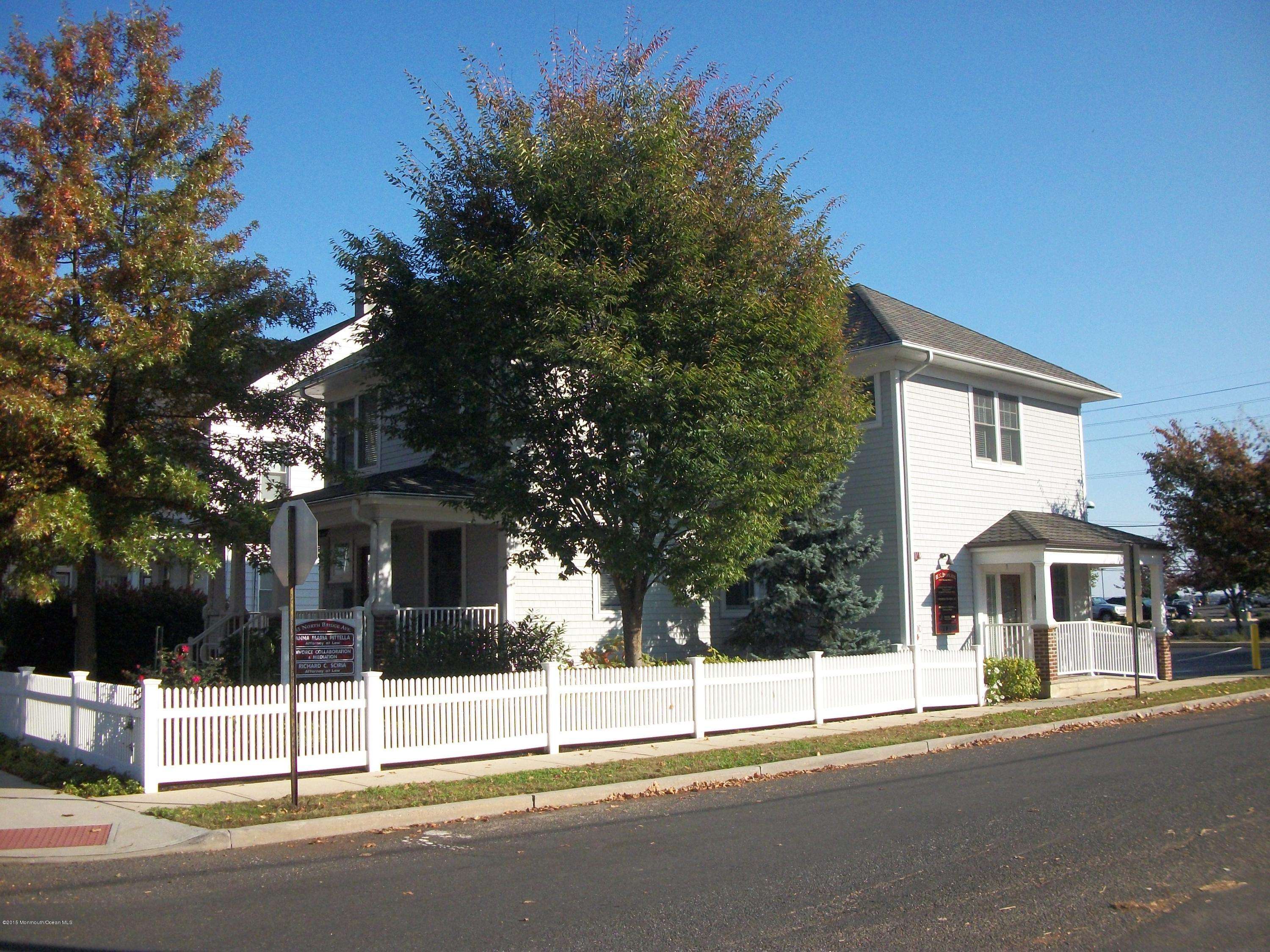 Red Bank, NJ 07701,55 N Bridge Avenue #4