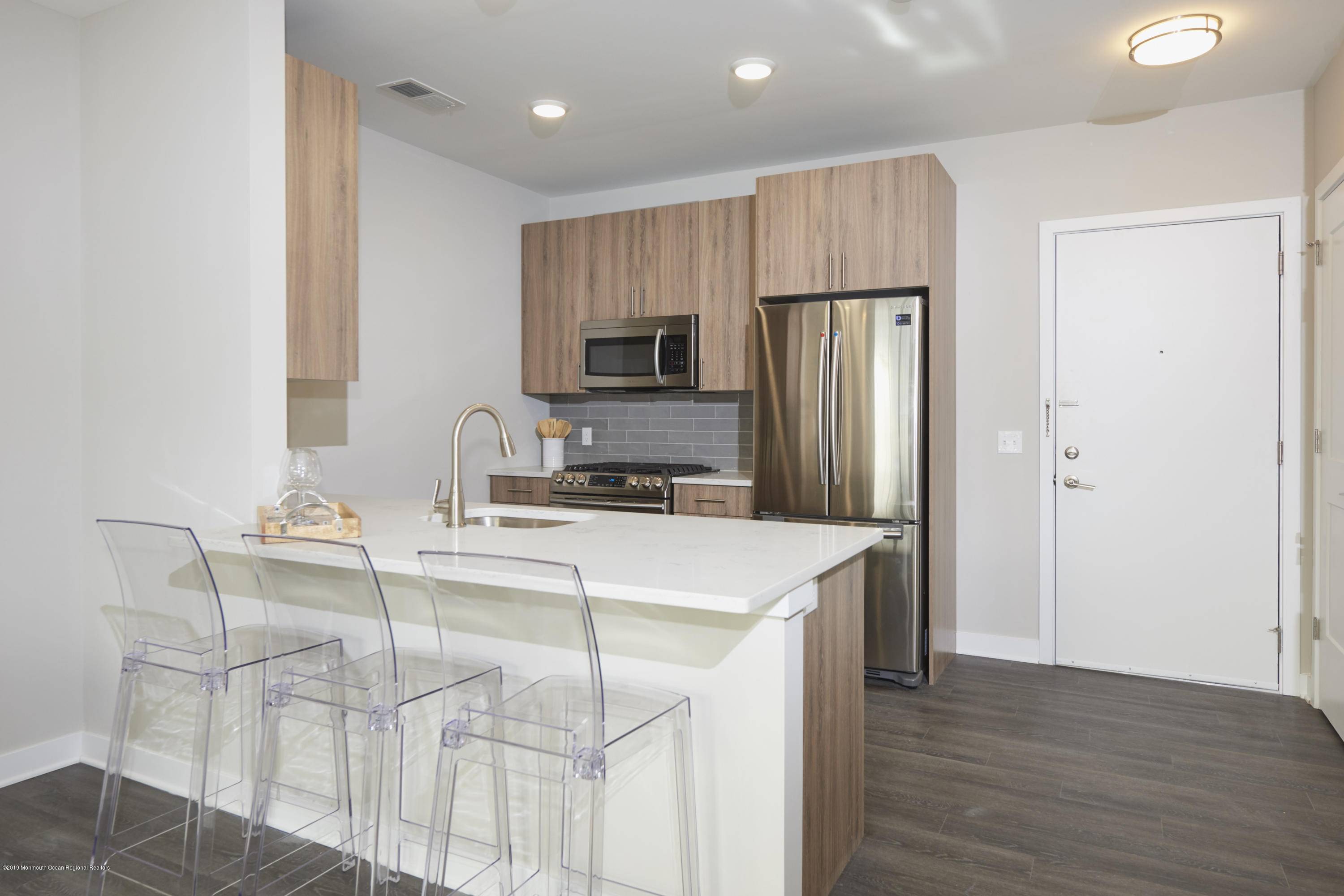 Red Bank, NJ 07701,92 Drs James Parker Boulevard #405