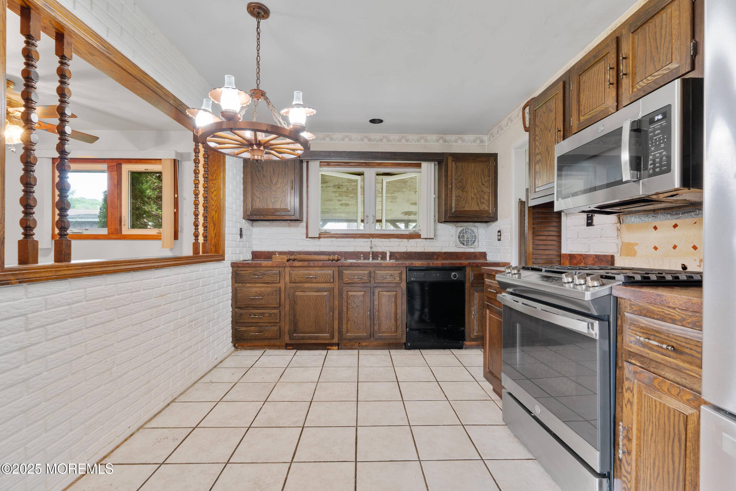 South Amboy, NJ 08879,107 Athens Avenue