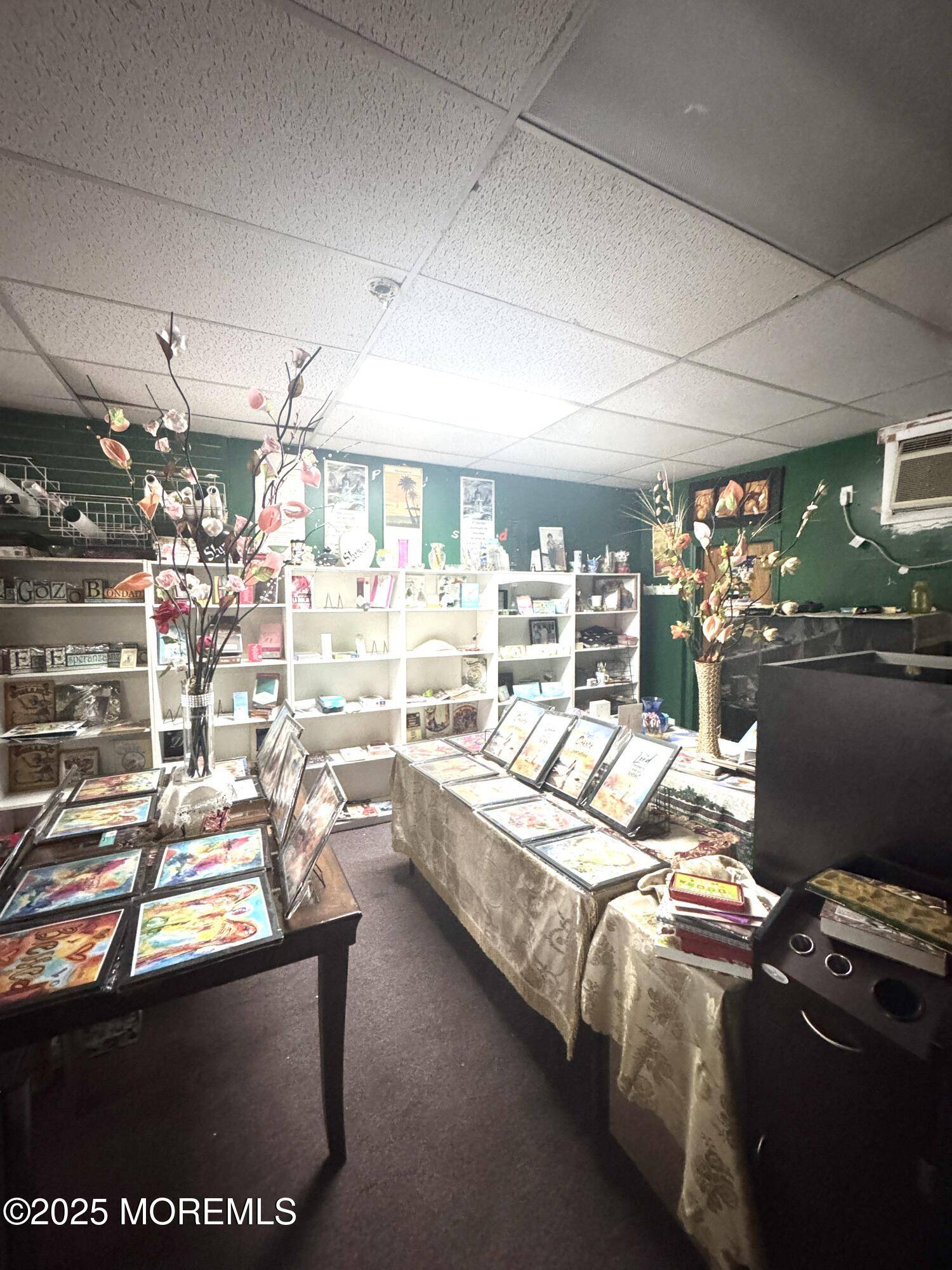 Union City, NJ 07087,1308 Summit Avenue