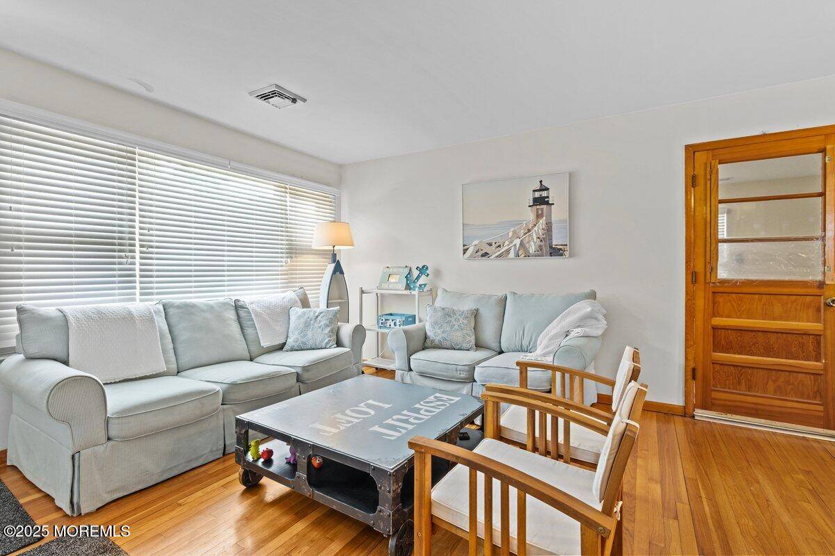 Lavallette, NJ 08735,100 3rd Avenue