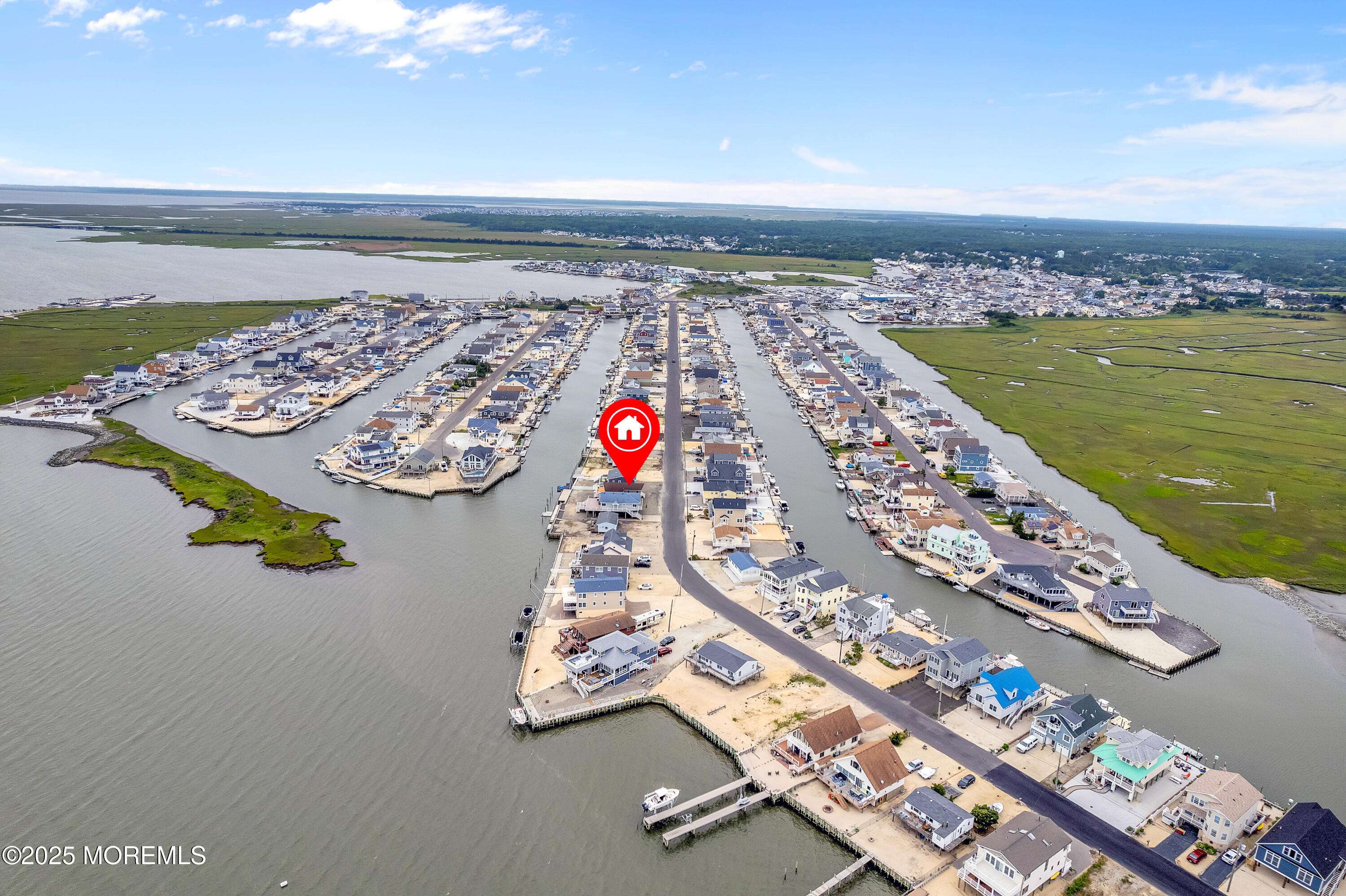 Tuckerton, NJ 08087,233 Heron Road