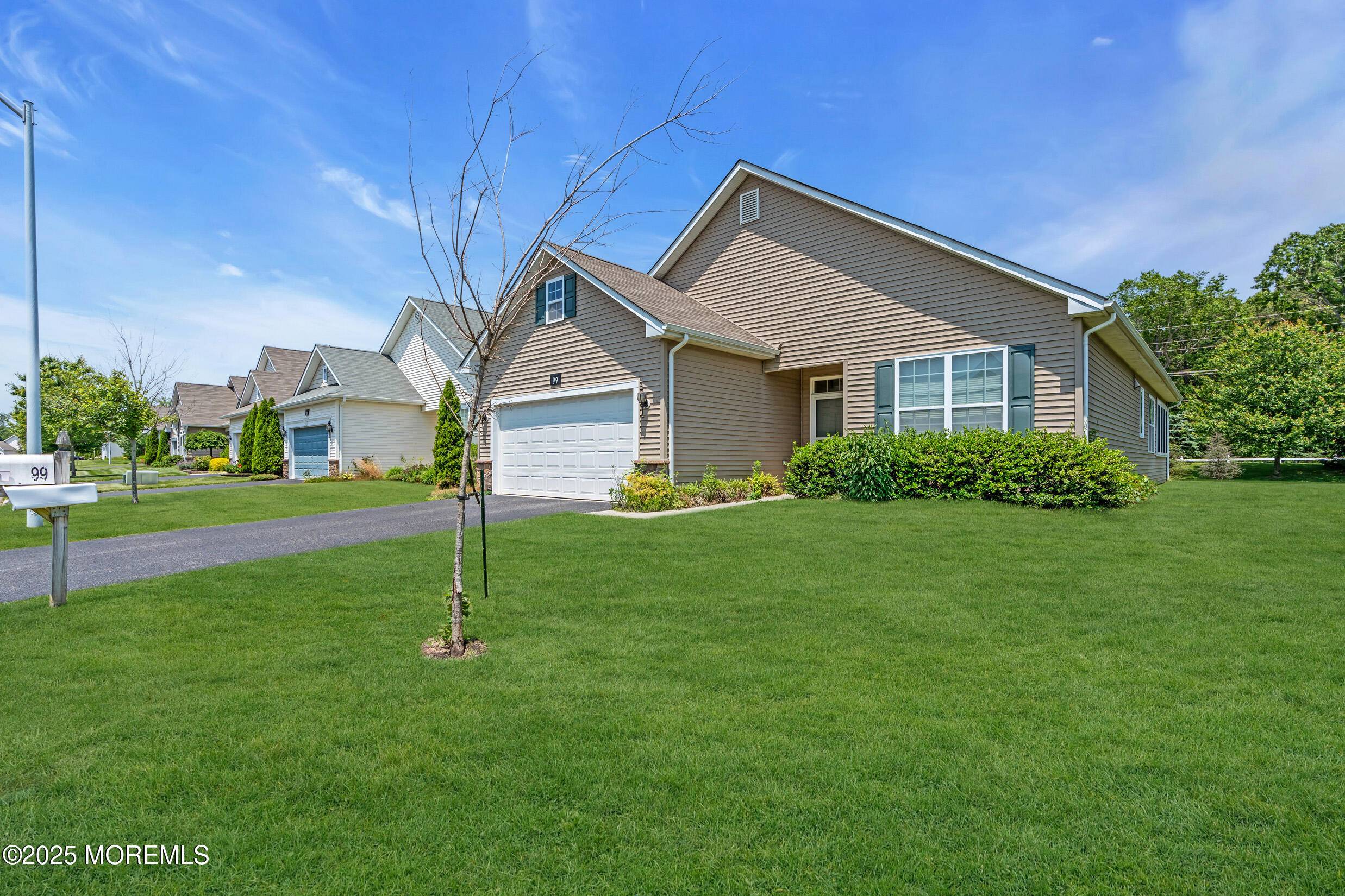 Lakewood, NJ 08701,99 Eagle Ridge Circle