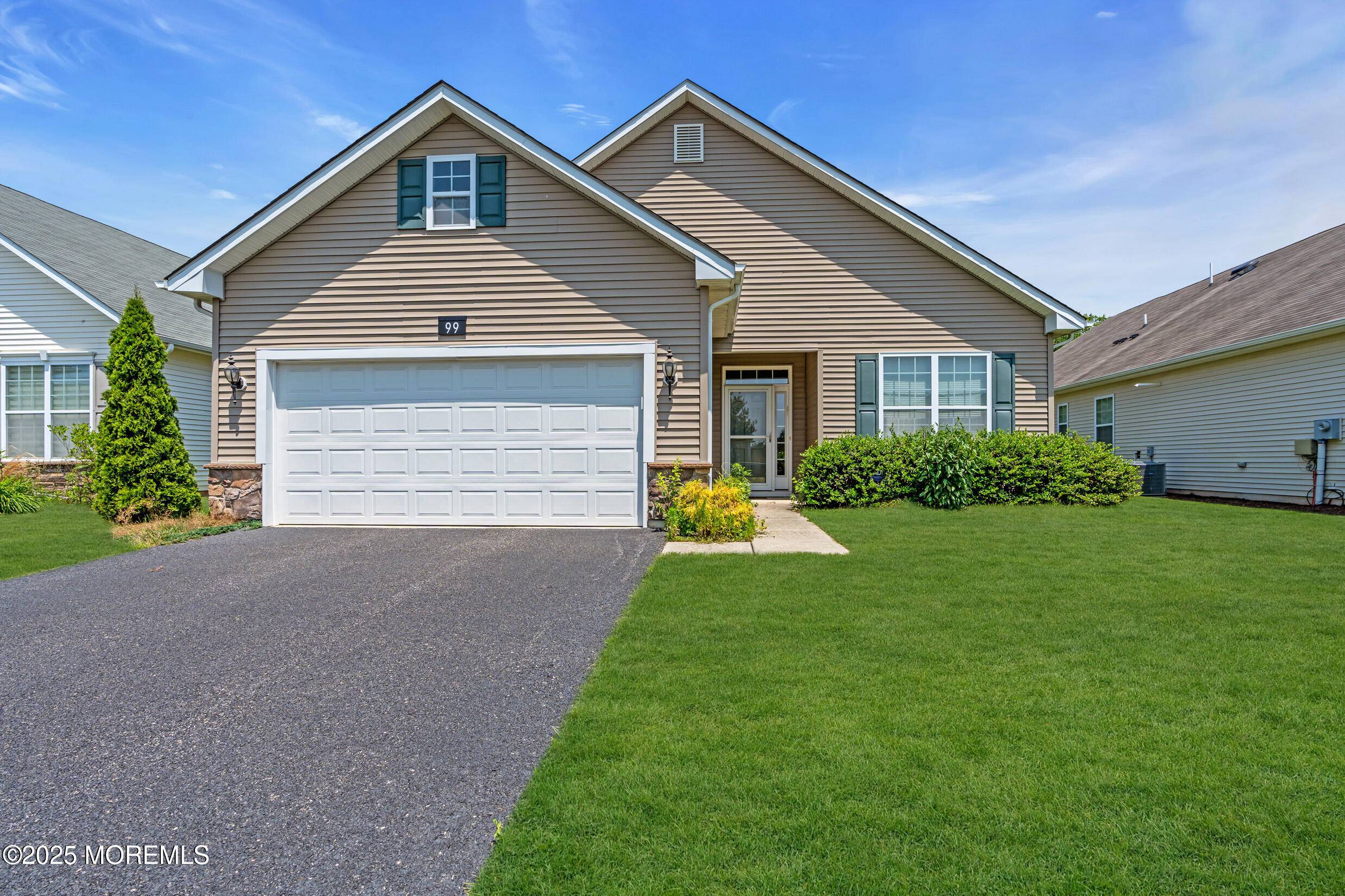 Lakewood, NJ 08701,99 Eagle Ridge Circle