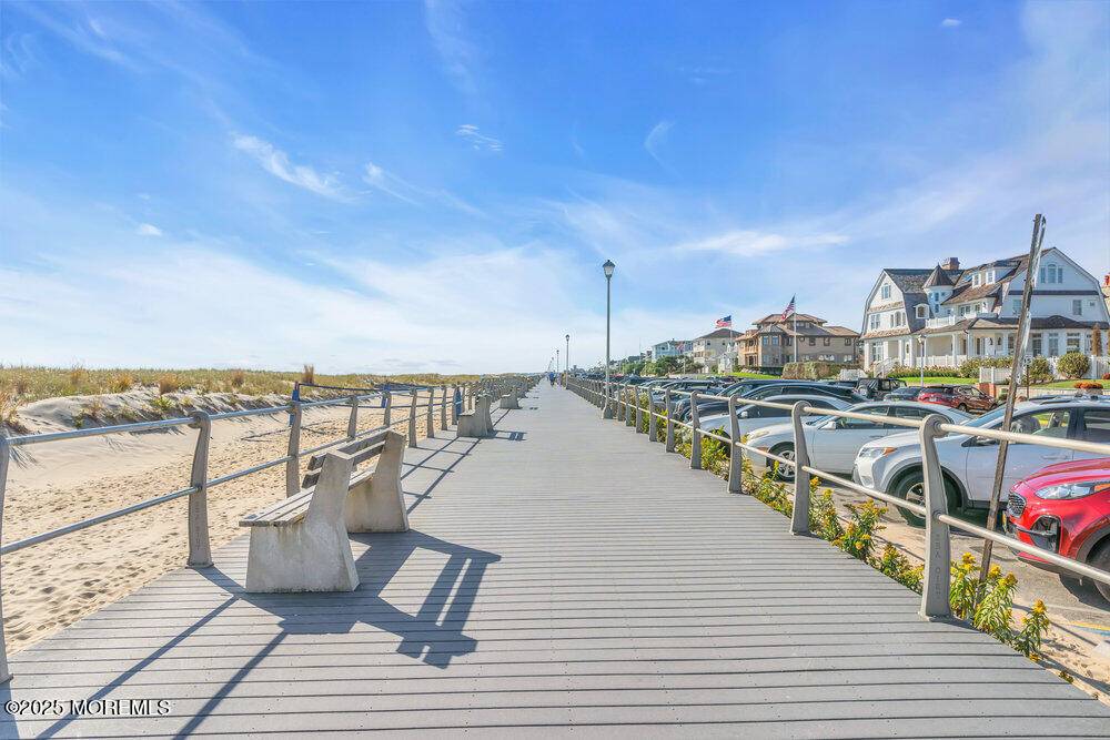 Sea Girt, NJ 08750,800 Fourth Avenue