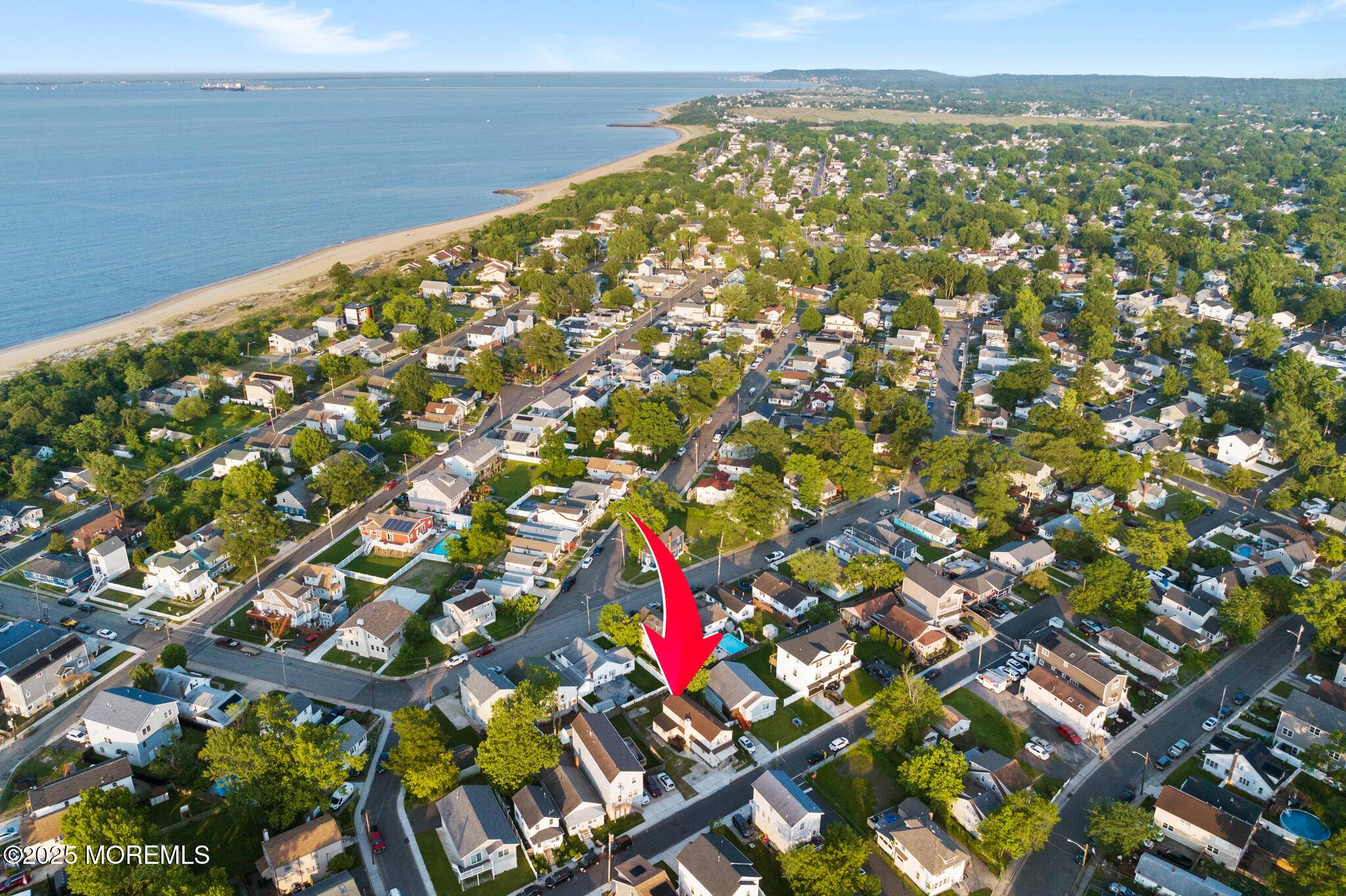 Keansburg, NJ 07734,16 Woodside Avenue