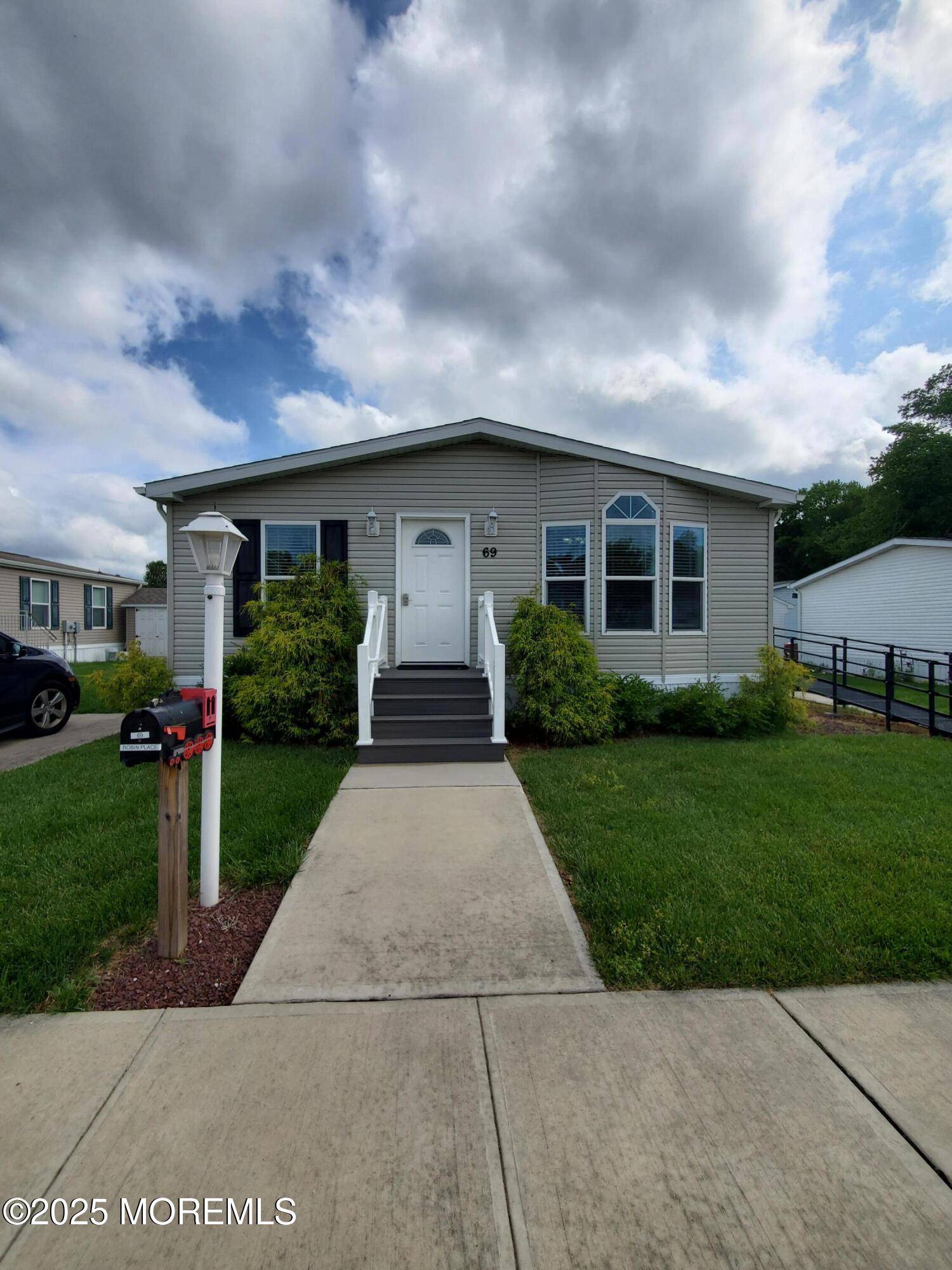 Freehold, NJ 07728,69 Robin Place
