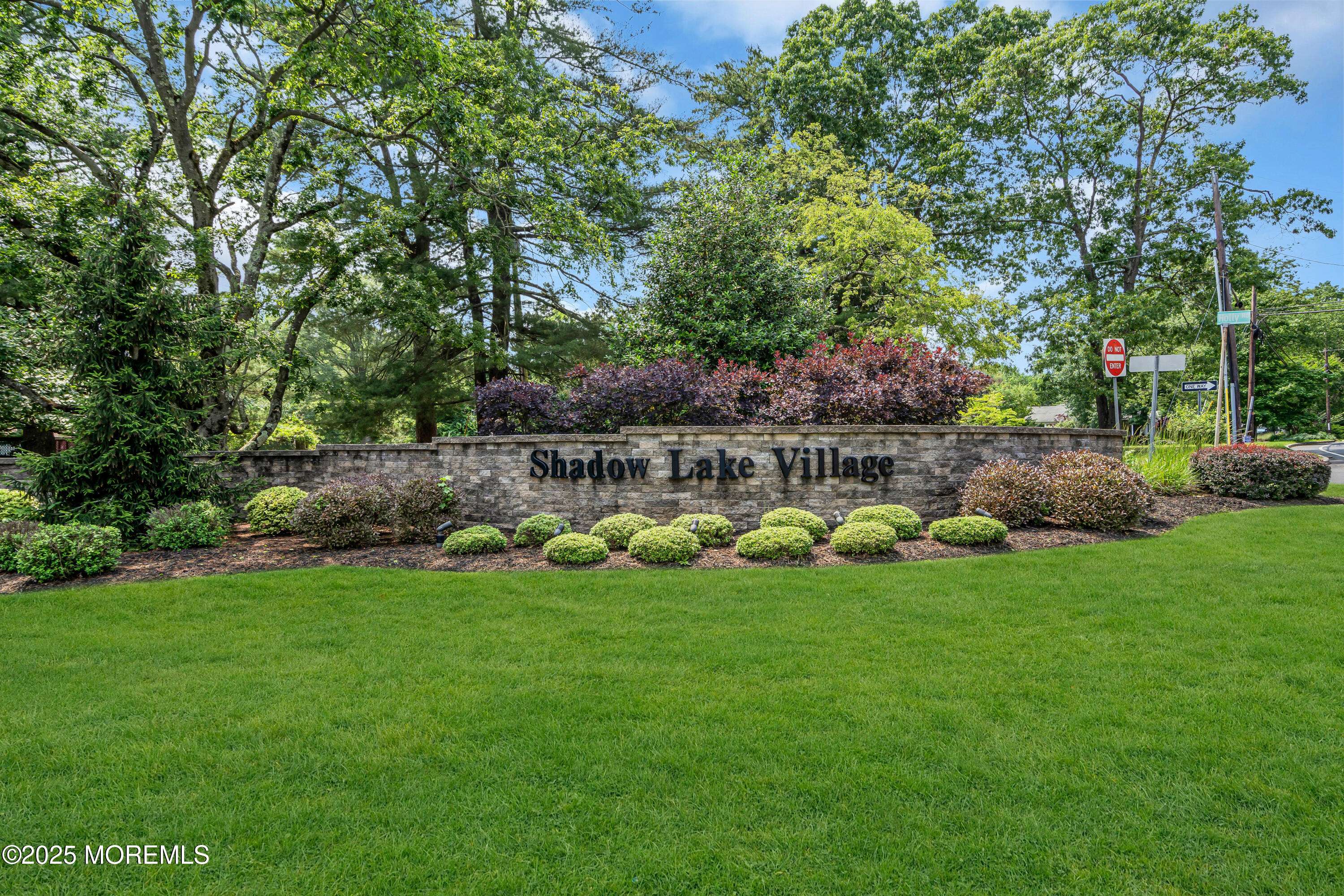 Red Bank, NJ 07701,34 Lexington Court