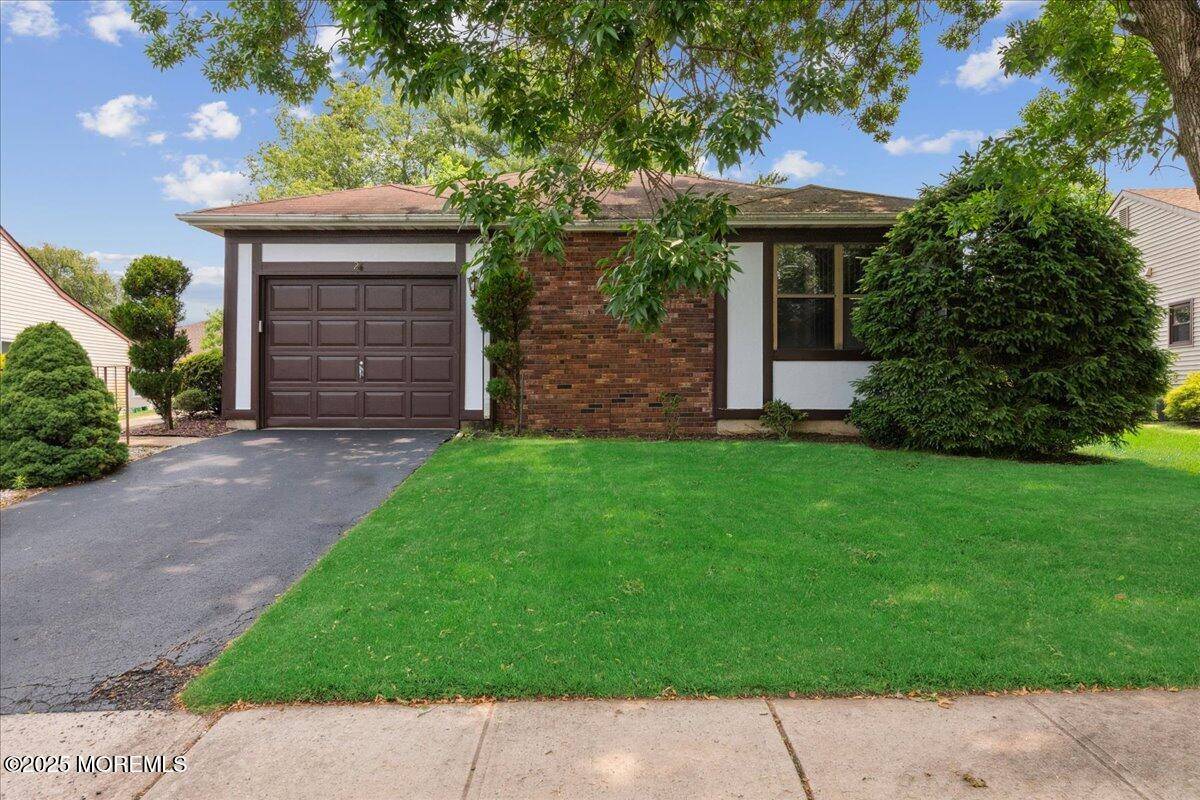 Marlboro, NJ 07746,26 Lansdale Drive