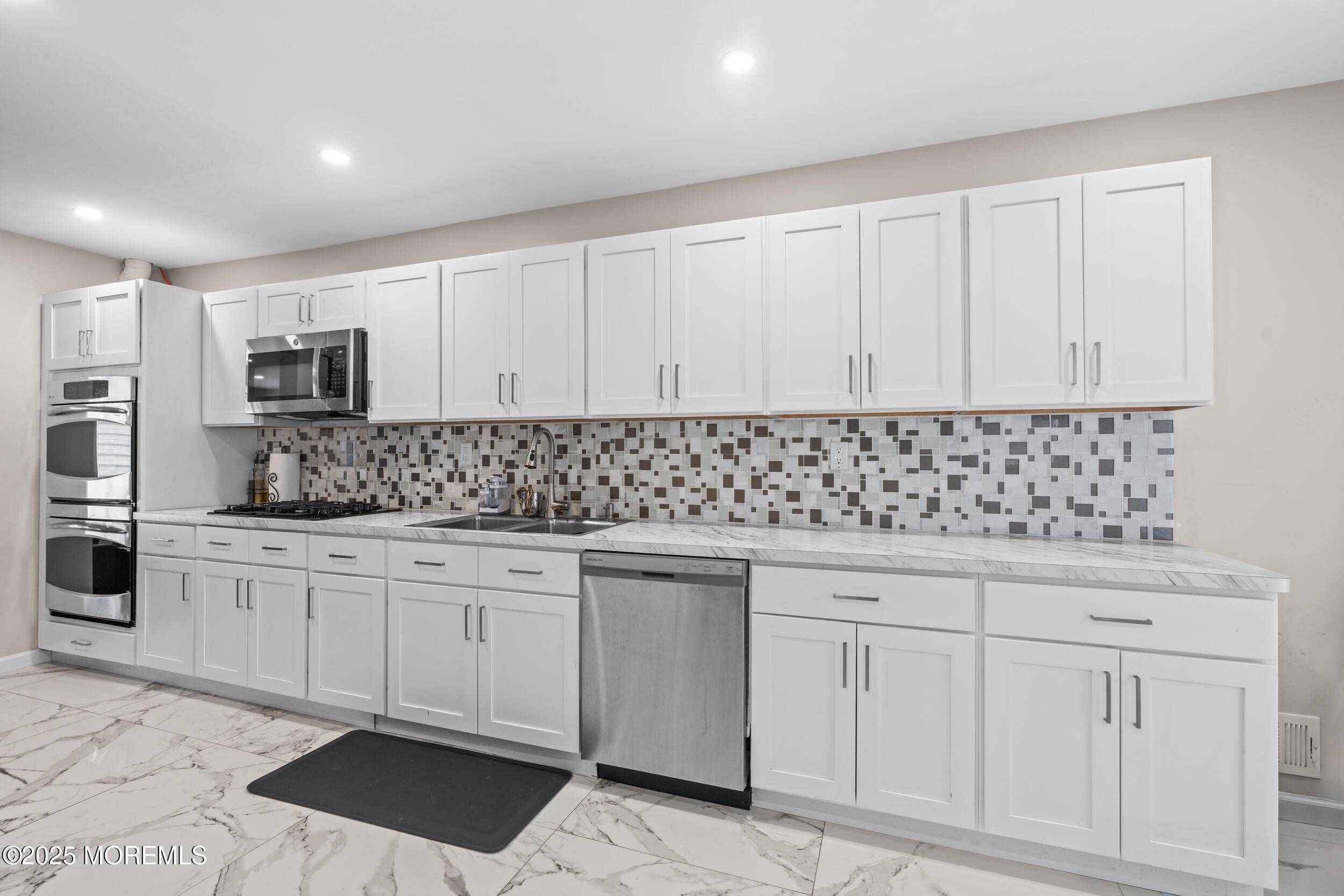 Long Branch, NJ 07740,96 Cedar Avenue #6