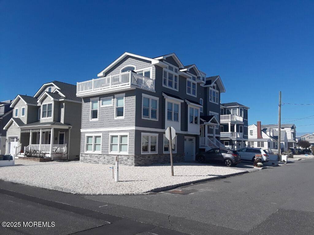 Long Beach Twp, NJ 08008,130 E 31st Street