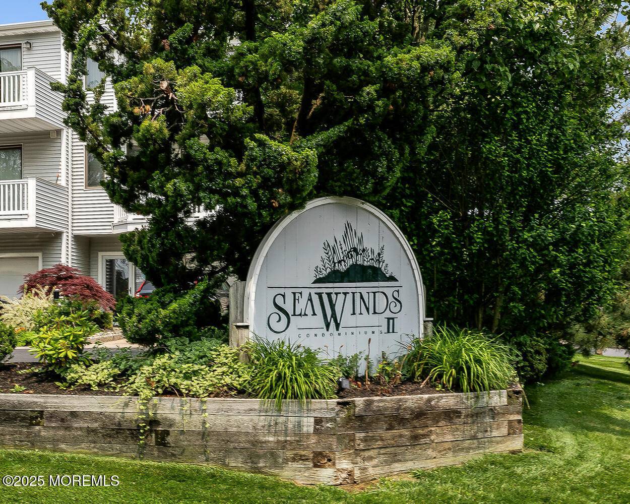 Long Branch, NJ 07740,7 Navesink Court
