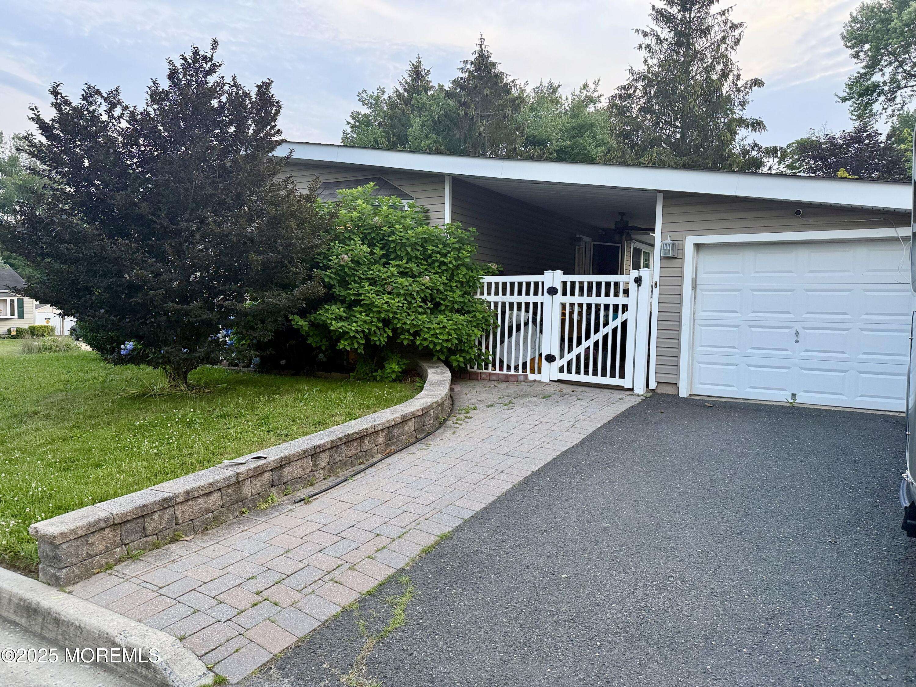 Belford, NJ 07718,167 Brookside Drive