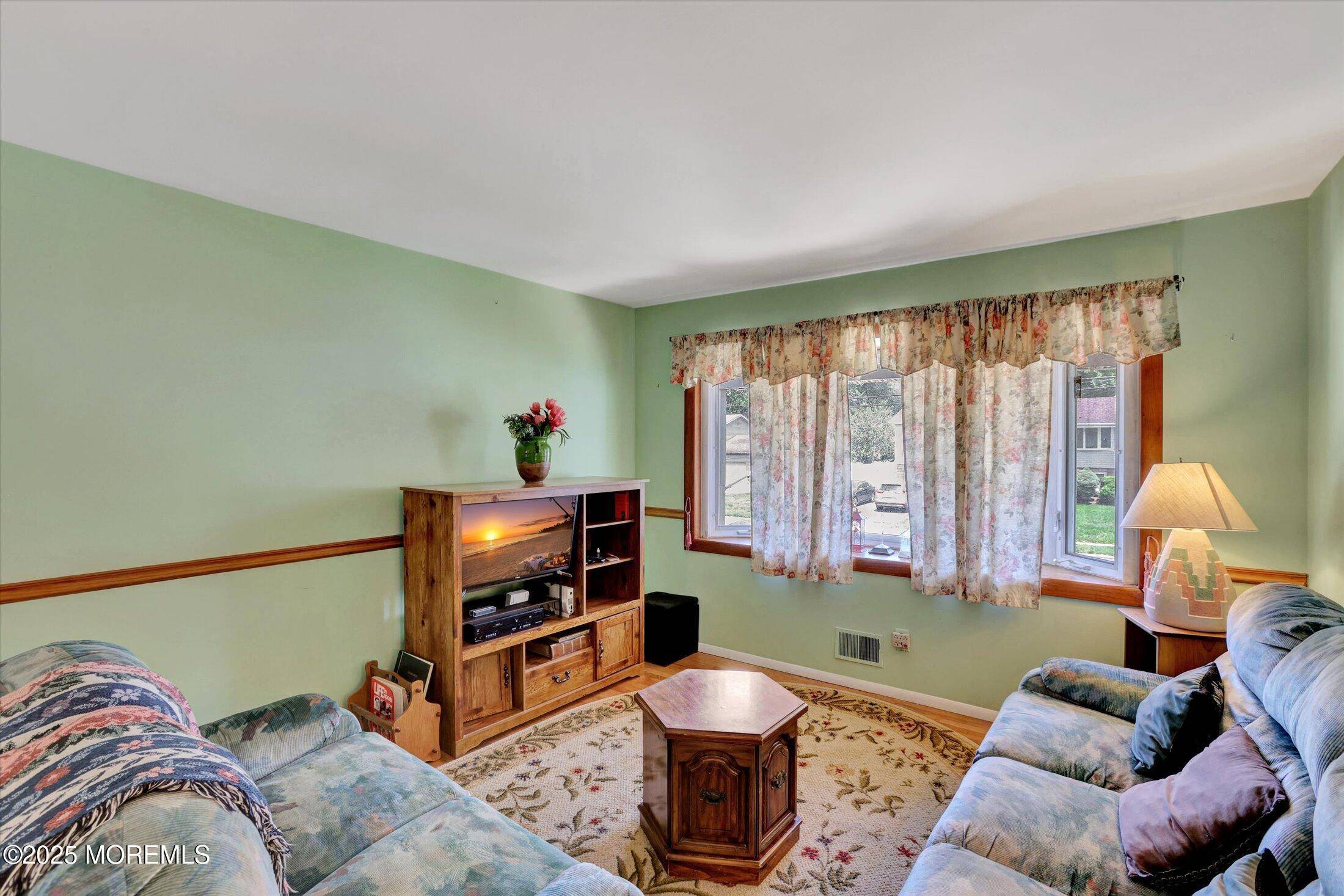 Jackson, NJ 08527,12 Steven Place