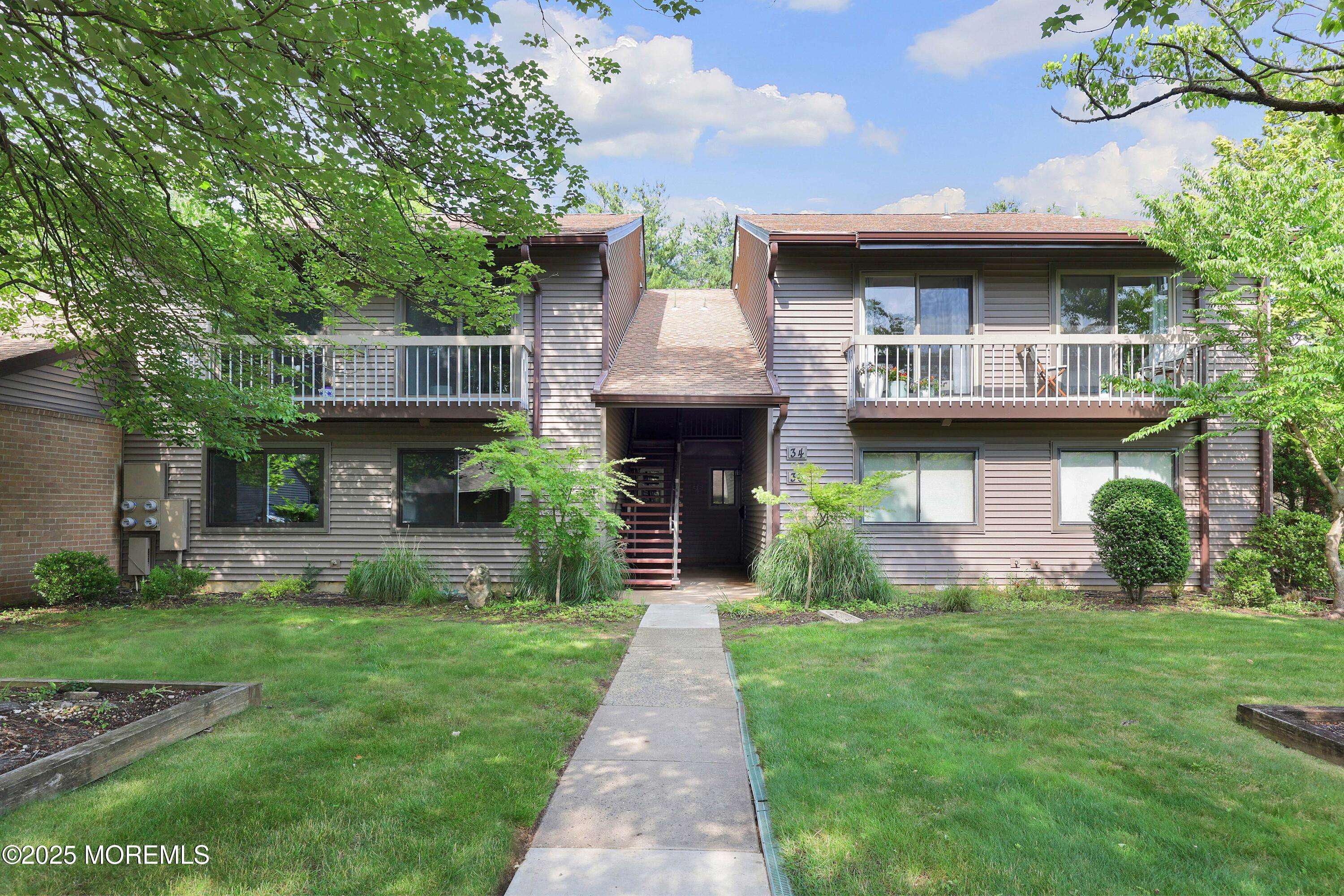 Red Bank, NJ 07701,32 Claremont Court
