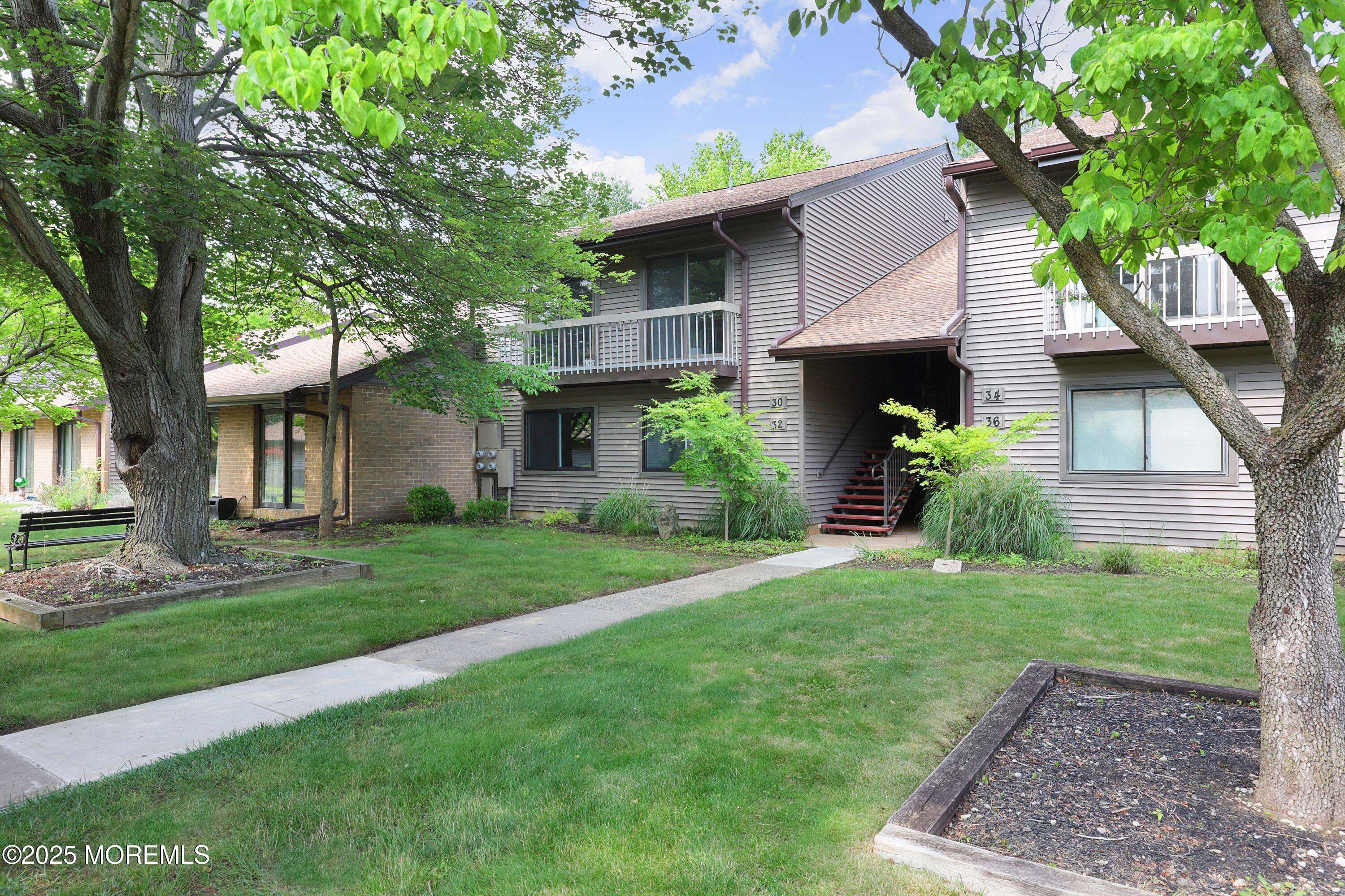 Red Bank, NJ 07701,32 Claremont Court