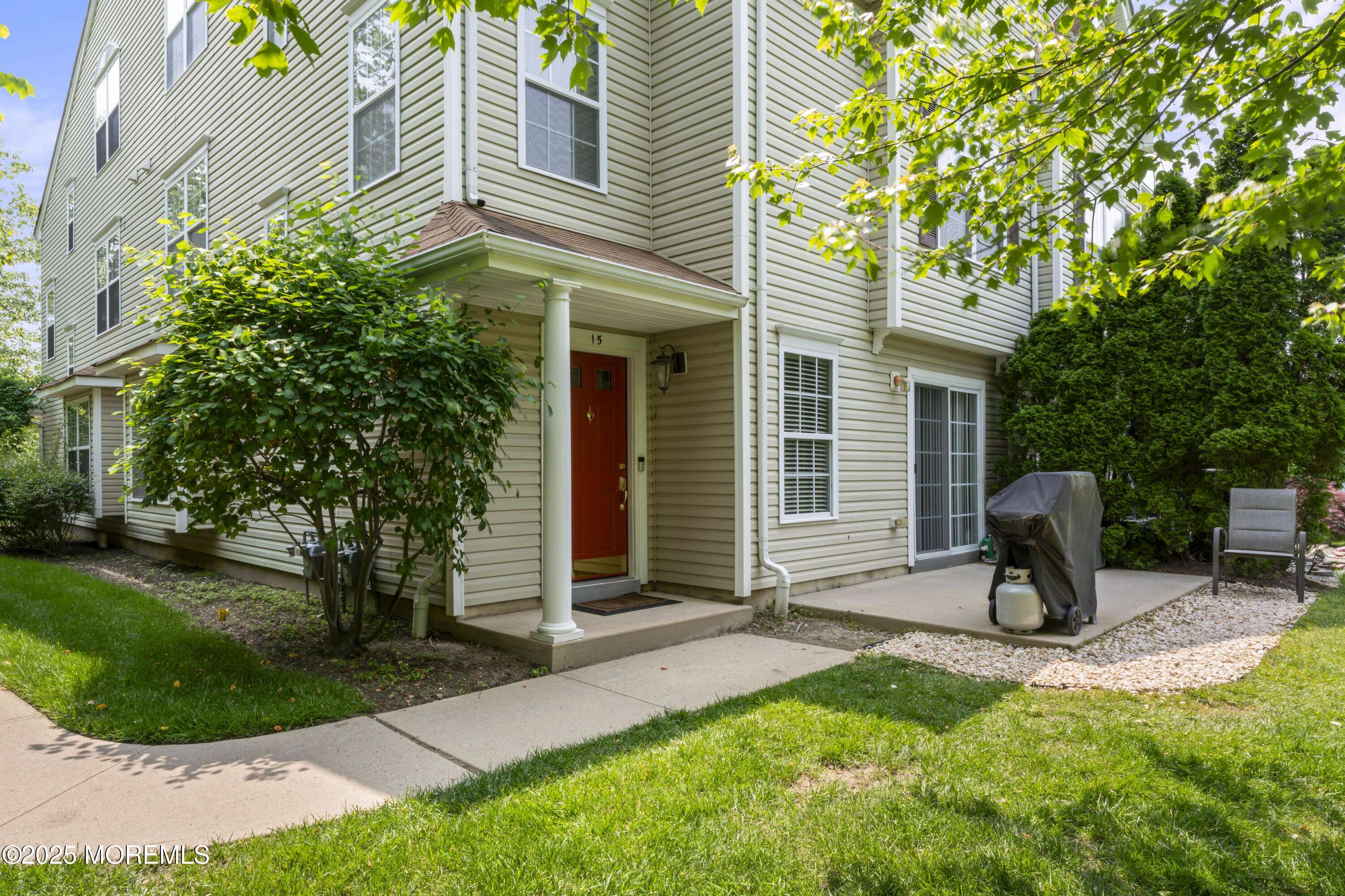 Tinton Falls, NJ 07712,15 Saint Paul Court