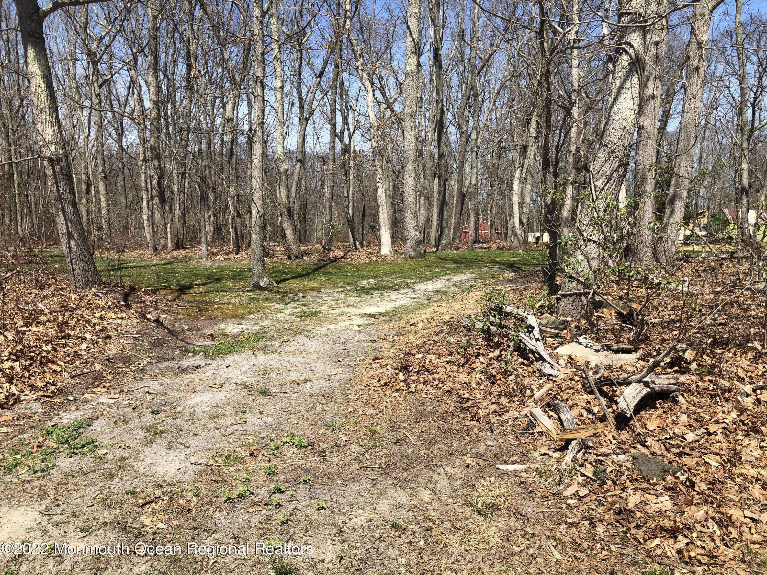 Millstone, NJ 08510,4 Kimberly Court