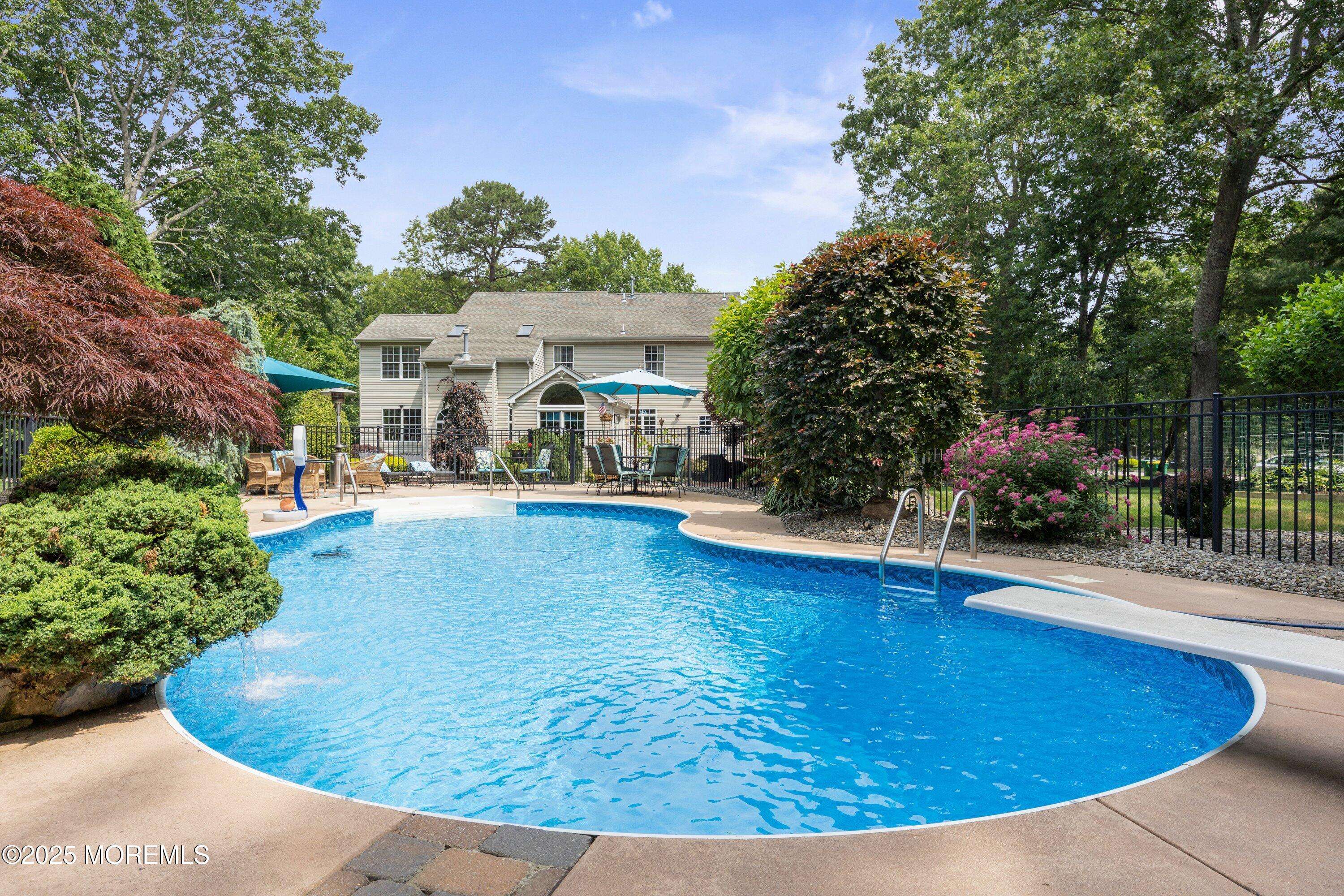 Plumsted, NJ 08533,7 Oak Leaf Drive