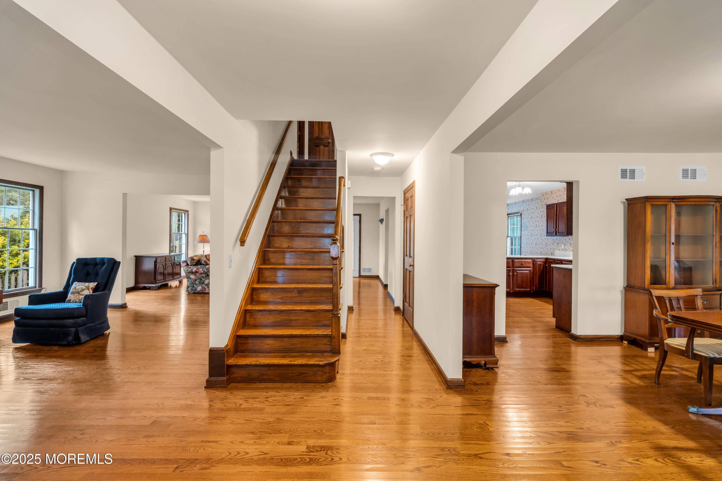 Sea Girt, NJ 08750,406 Bell Place
