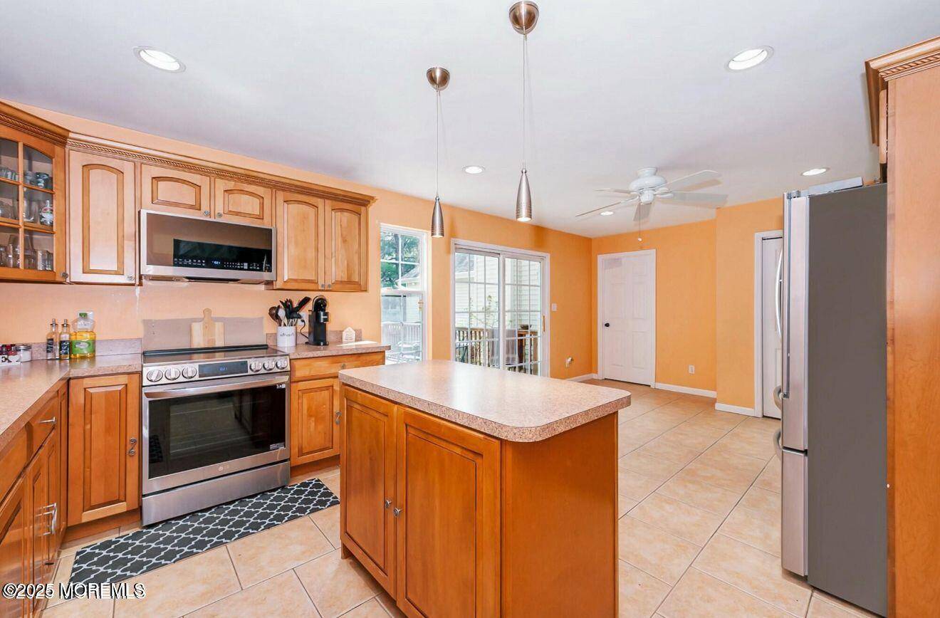 Jackson, NJ 08527,627 Eltone Road