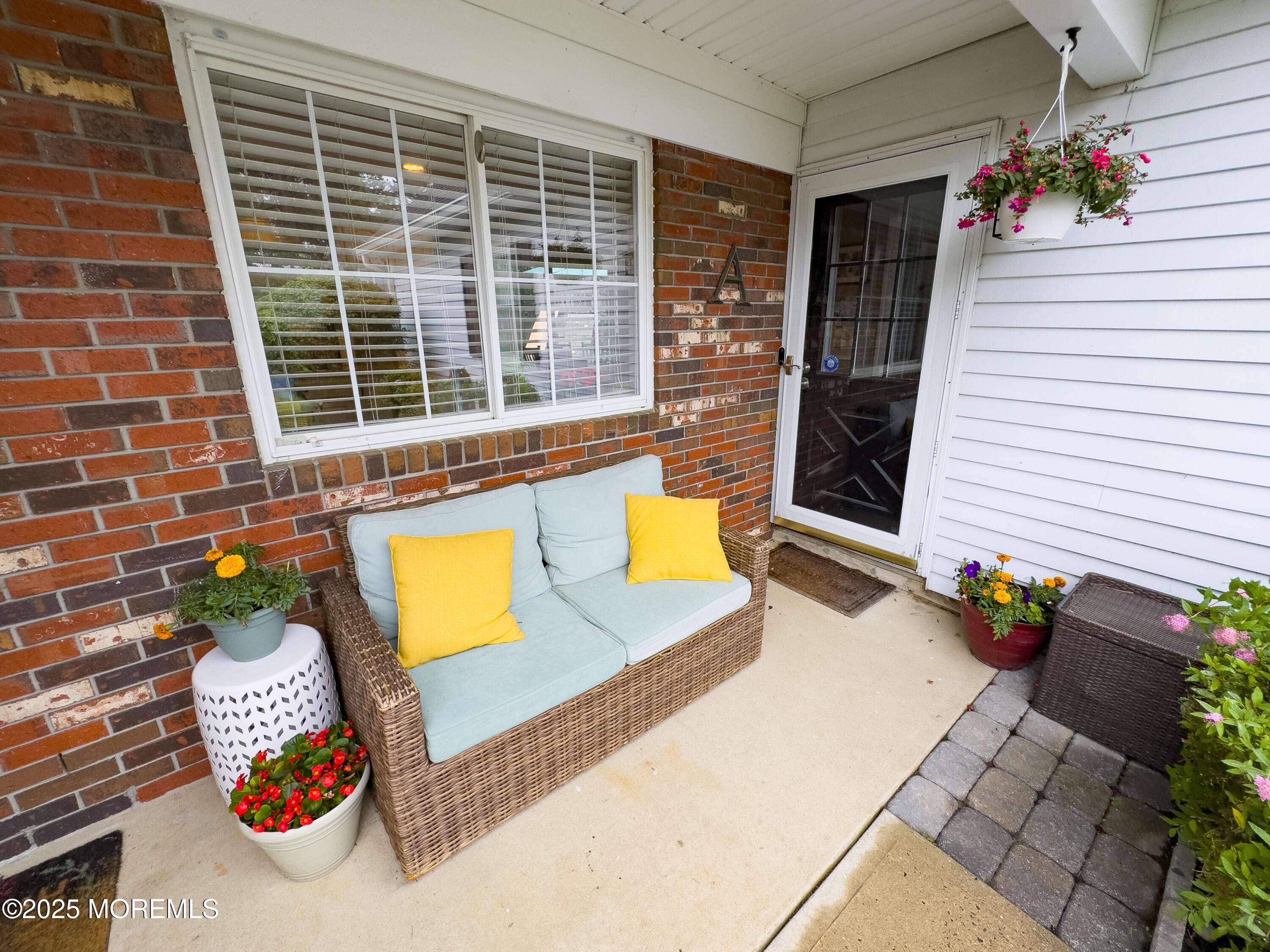 Howell, NJ 07731,17 Markwood Drive