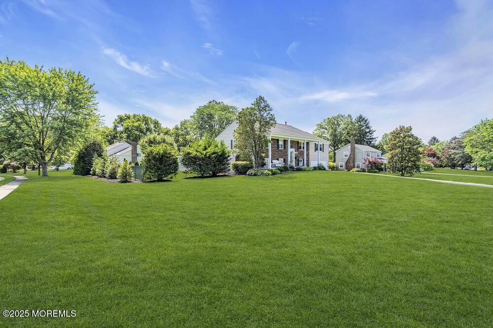 Freehold, NJ 07728,22 Indian Hill Road
