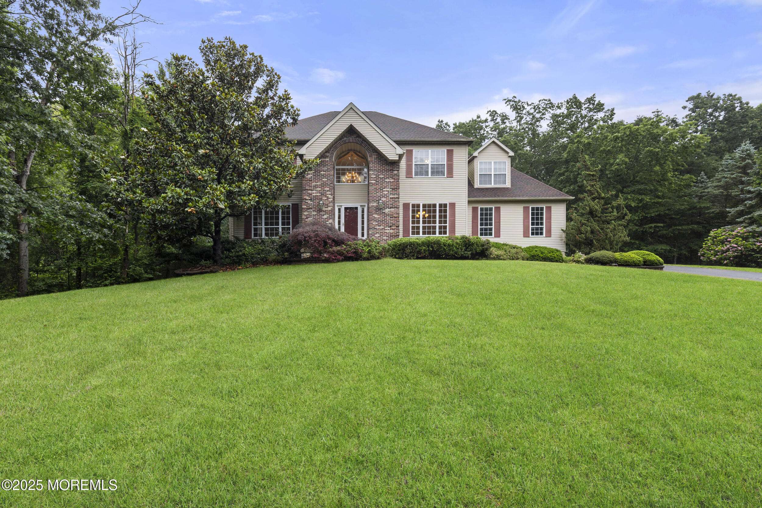 Jackson, NJ 08527,3 Canterbury Court