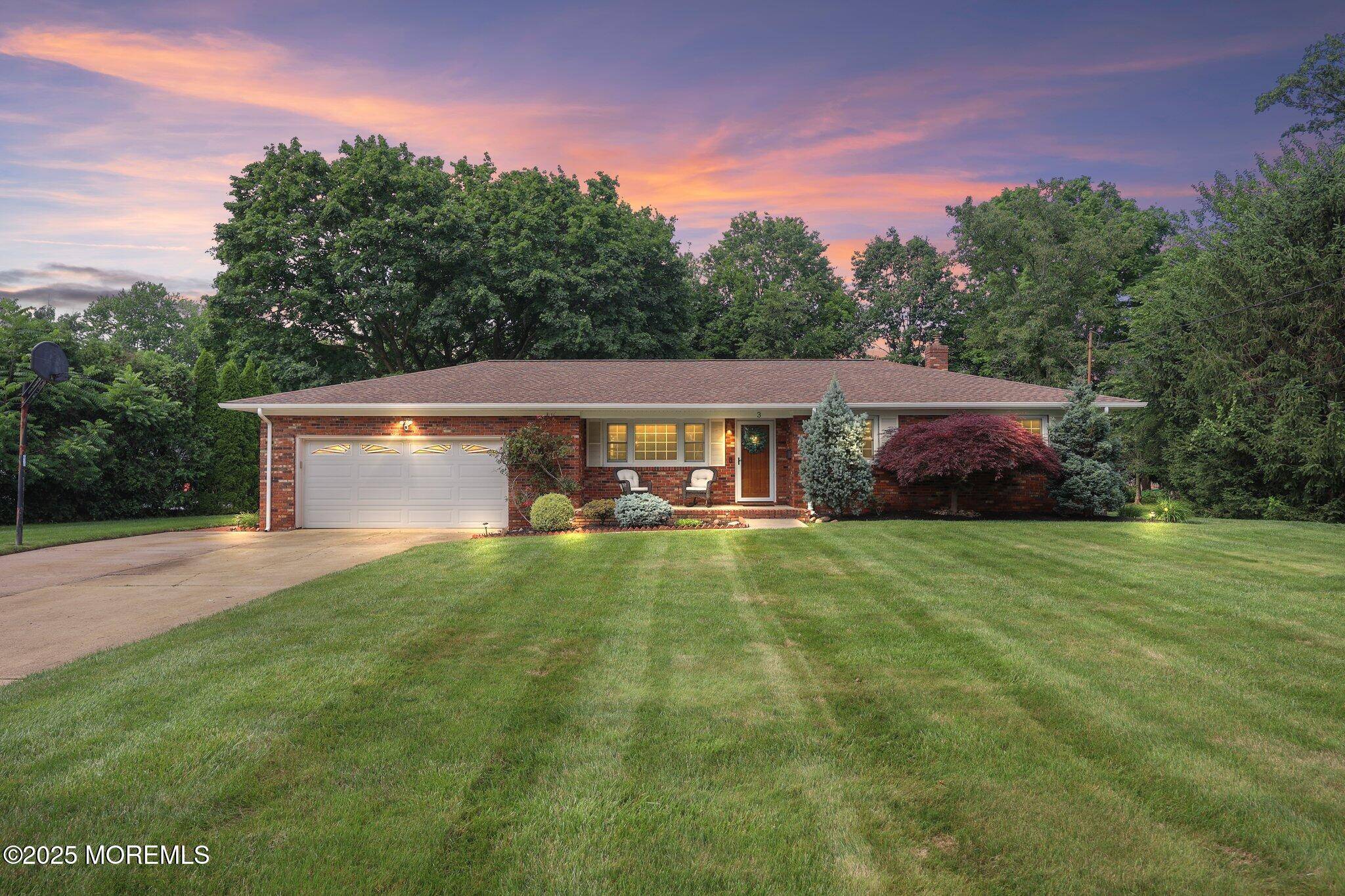 Freehold, NJ 07728,3 Mcelwaine Drive