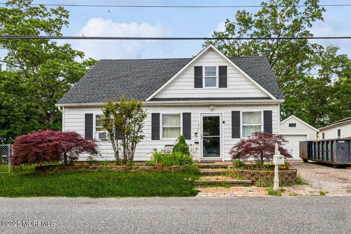 Howell, NJ 07731,110 W 4th Street