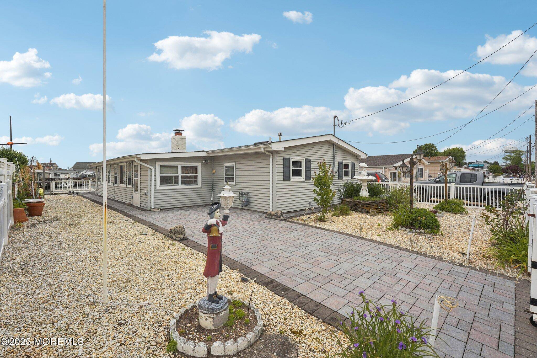 Manahawkin, NJ 08050,927 Beach Haven West Boulevard