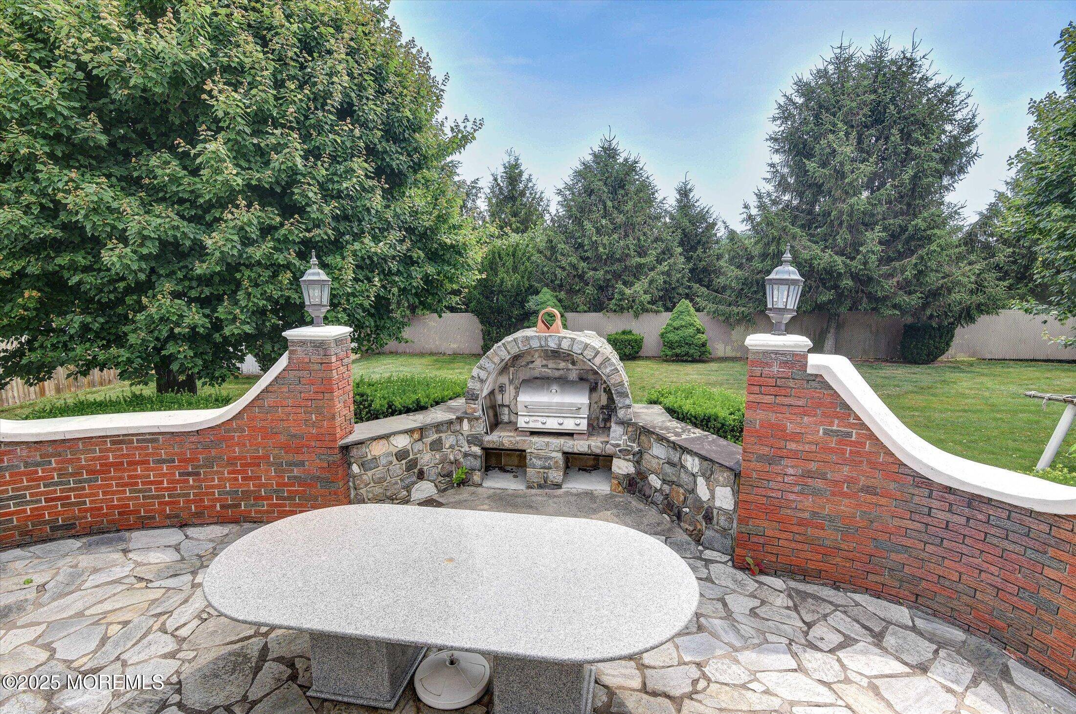 Aberdeen, NJ 07747,418 Atlantic Avenue