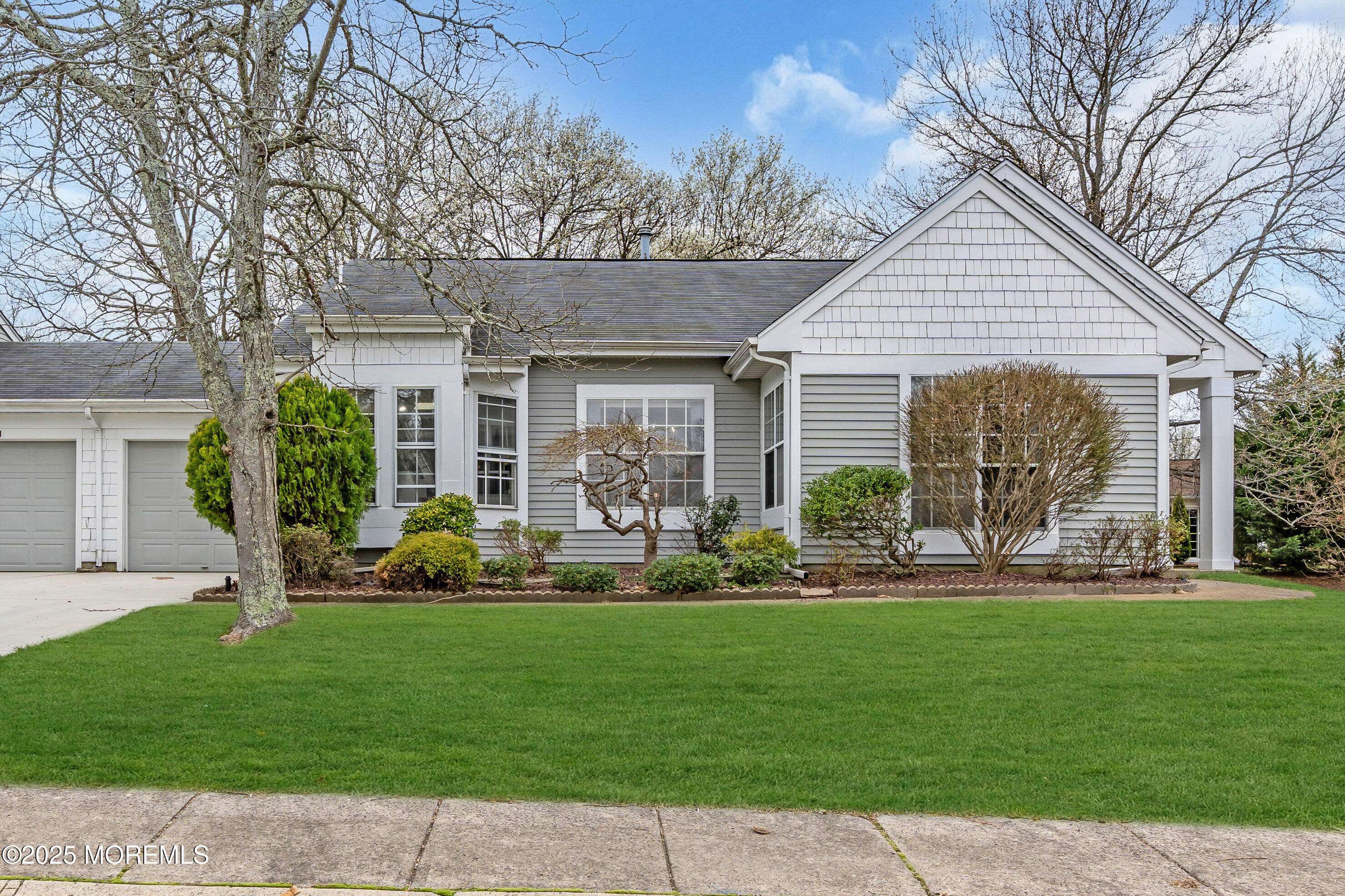 Manchester, NJ 08759,982 Thornbury Lane #B