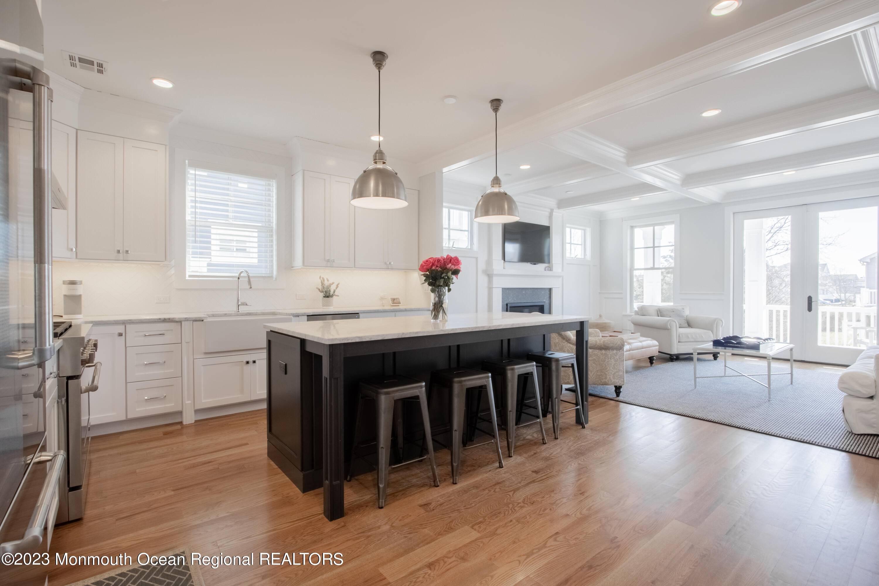 Rumson, NJ 07760,41 Washington Avenue #WINTER