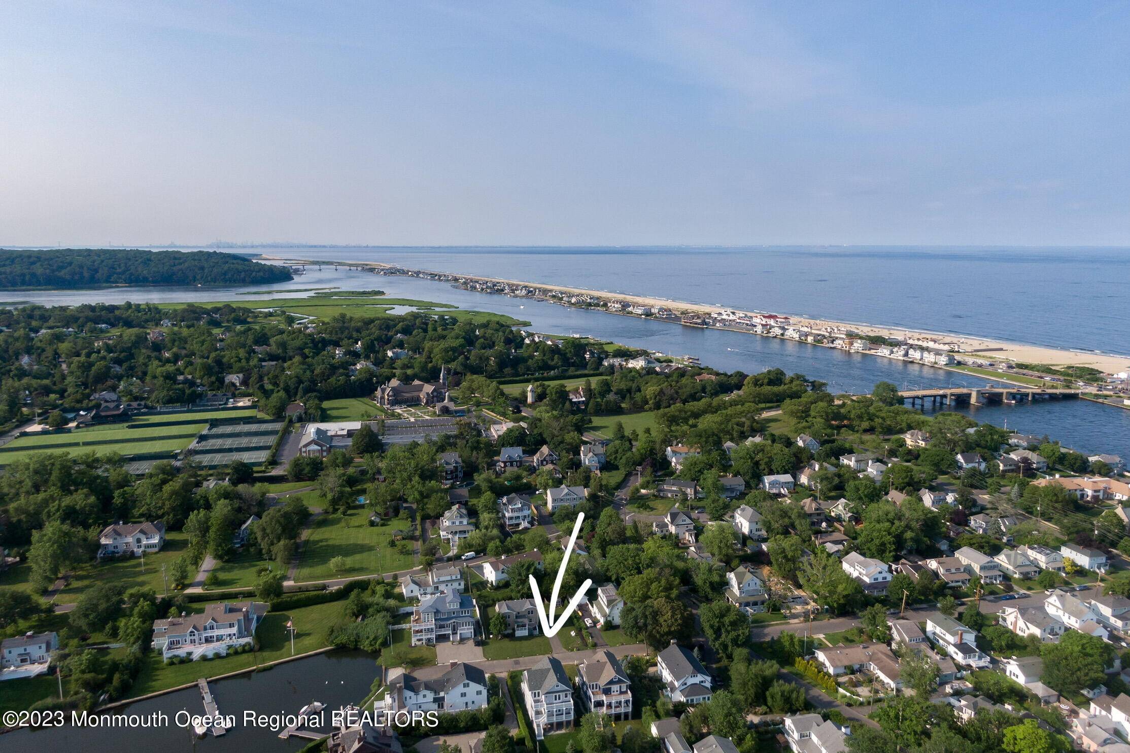 Rumson, NJ 07760,41 Washington Avenue #WINTER