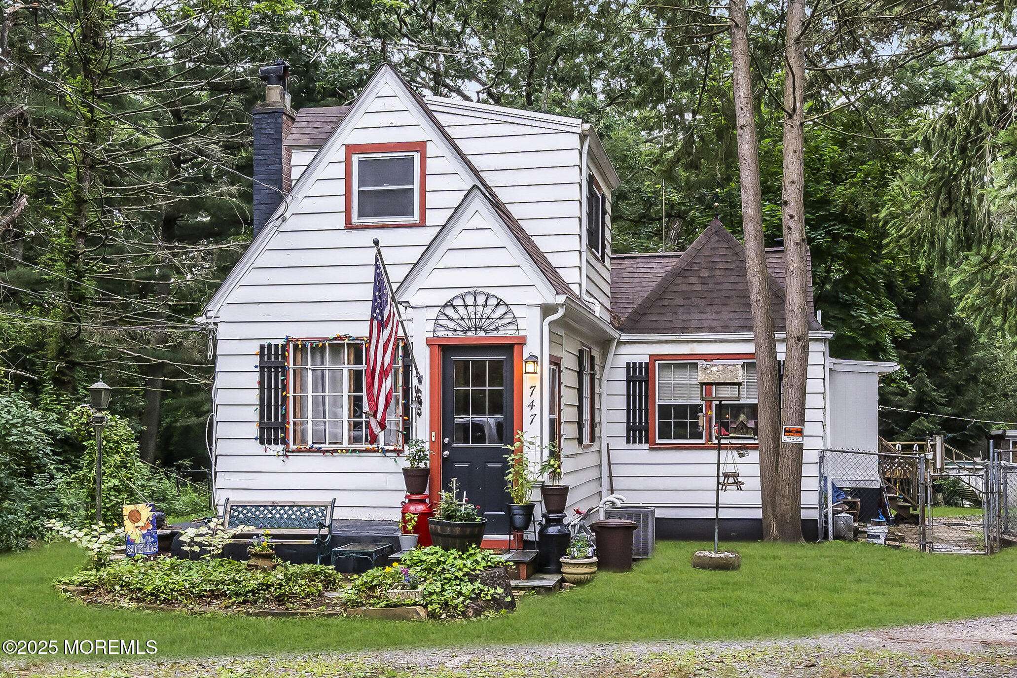 Jackson, NJ 08527,747 W Veterans Highway