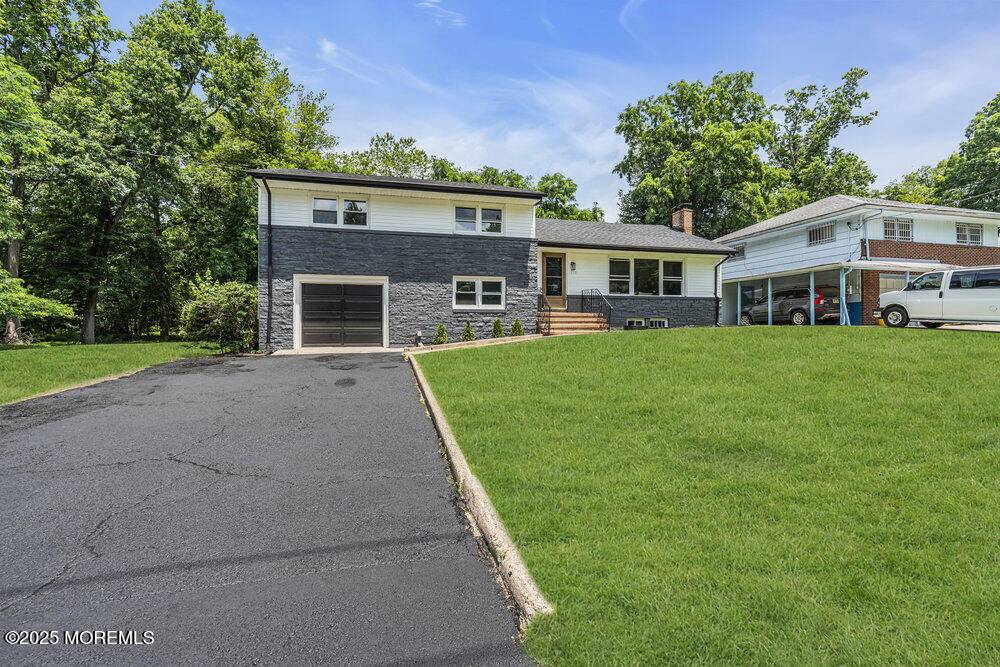 Ewing, NJ 08618,1528 Stuyvesant Avenue