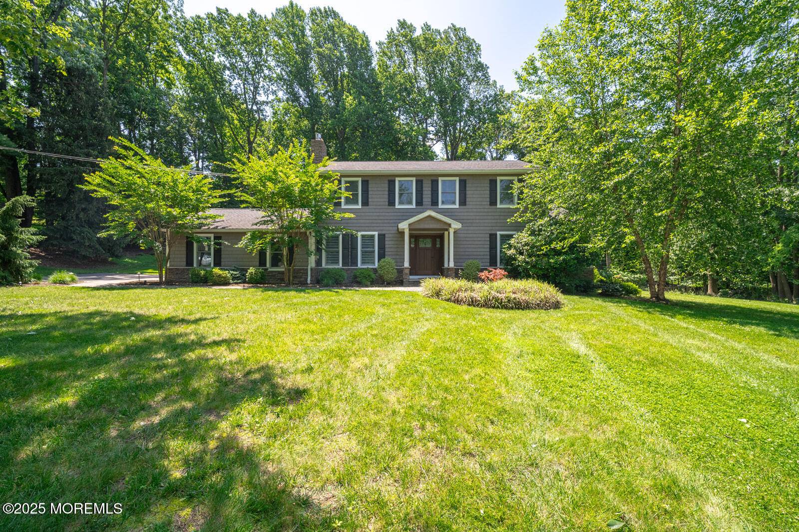 Holmdel, NJ 07733,5 Wedgewood Lane