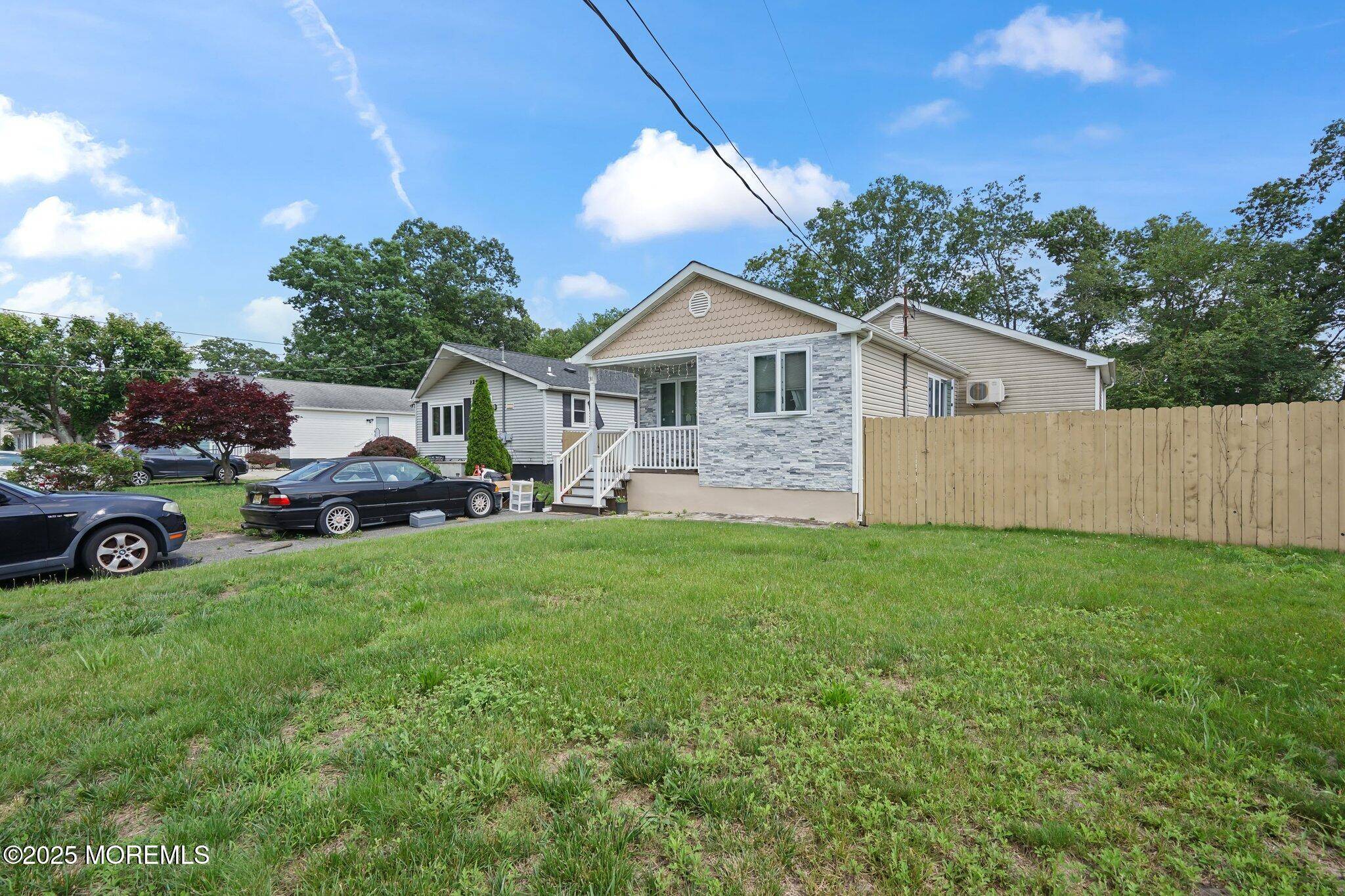Howell, NJ 07731,131 W 3rd Street