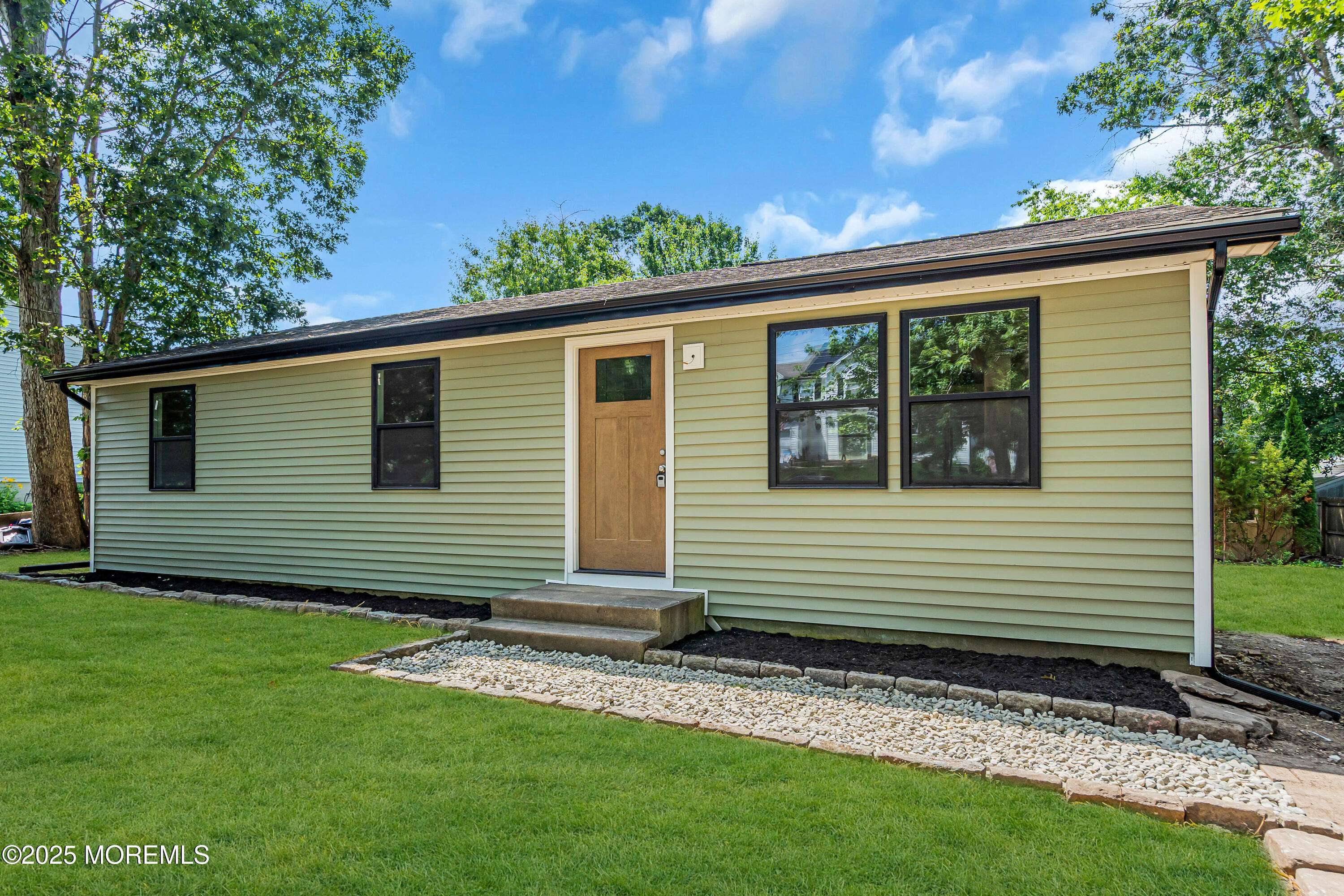 Manahawkin, NJ 08050,309 Neptune Drive
